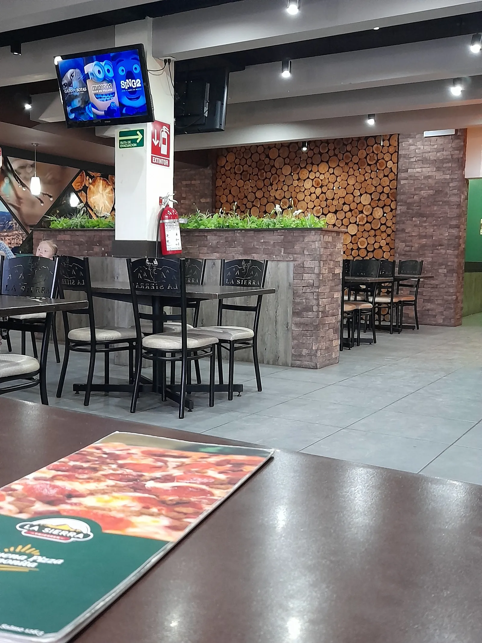 Pizzeria La Sierra image 3