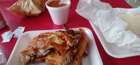 El Pollo Feliz image 6