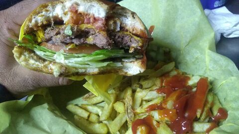 Burger Shop image 5