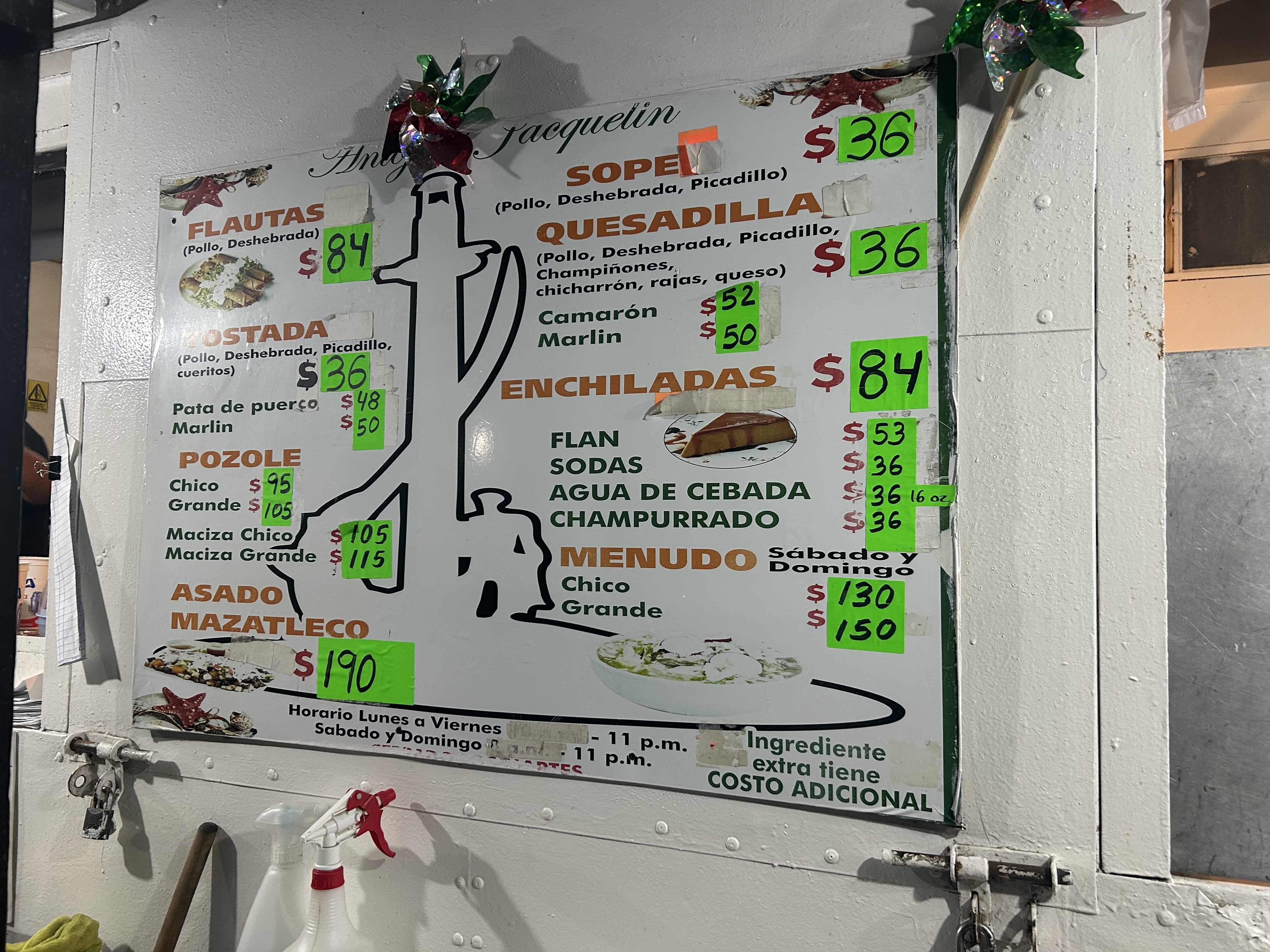 Antojitos Jacqueline image 3