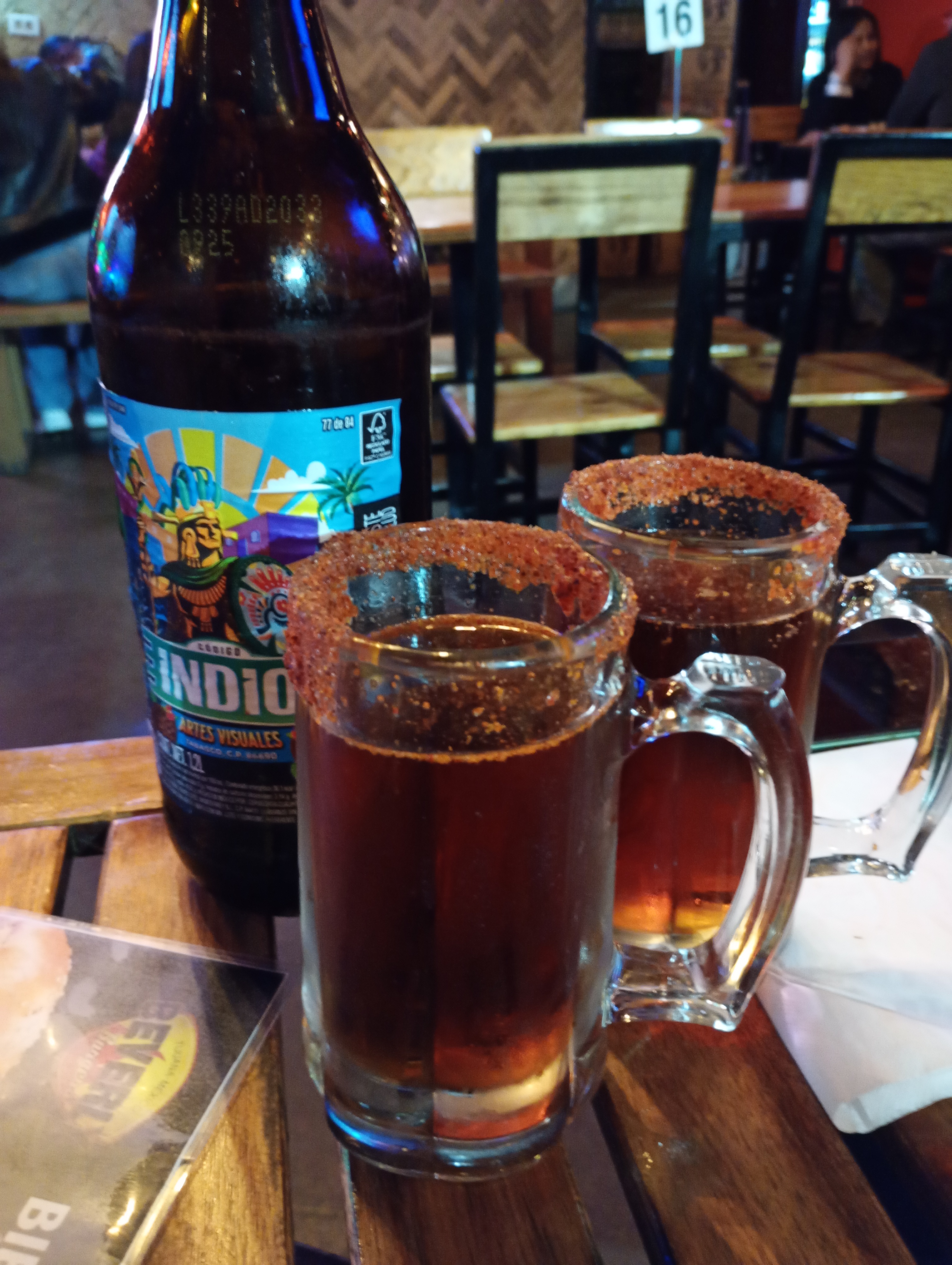 Beverly Burgers Suc. Santa fe PLAZA LA PAJARITA image 6