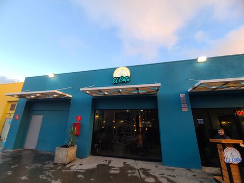 El Cata Mariscos y Cortes Plaza Pajarita image 3