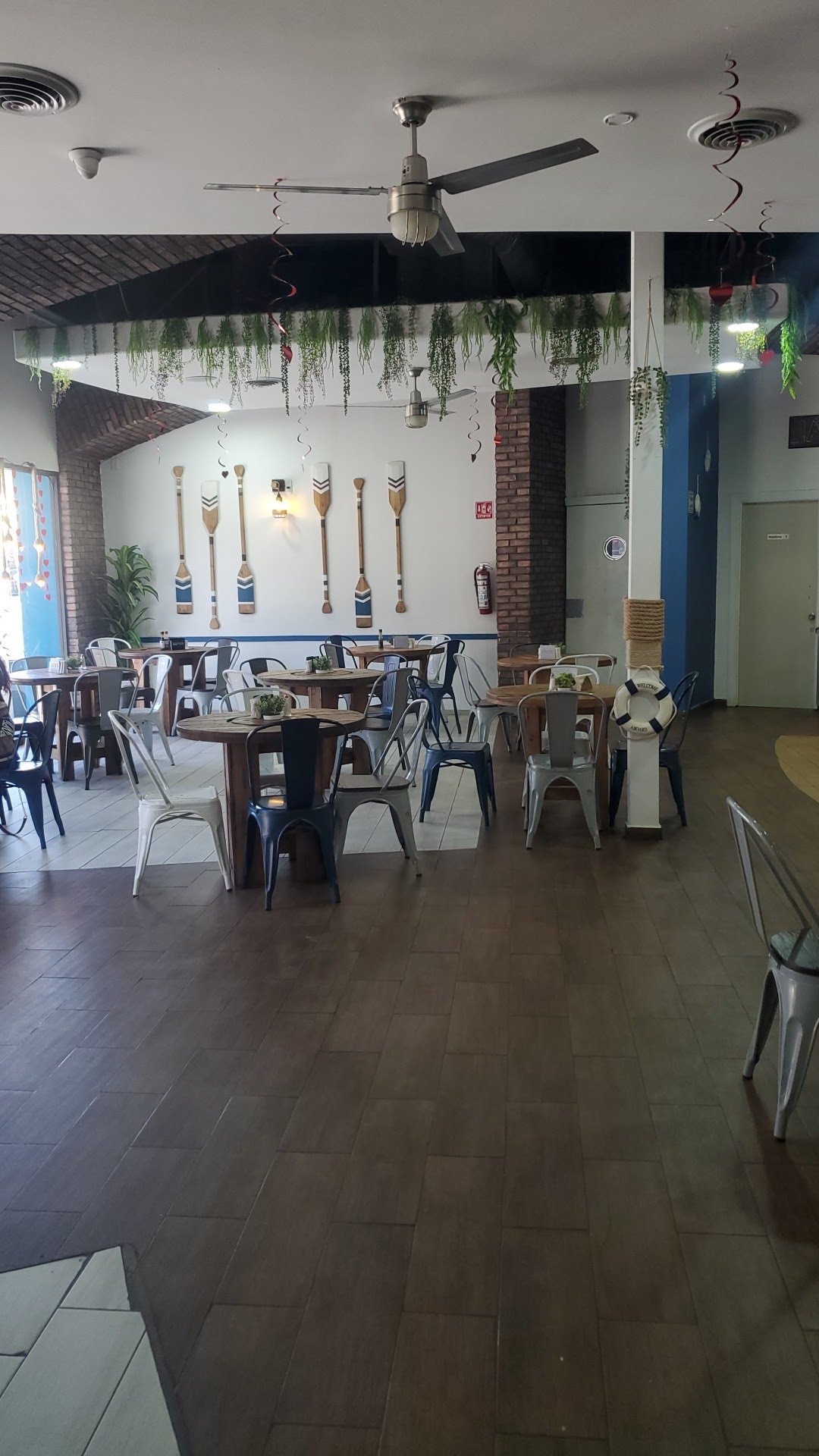 El Cata Mariscos y Cortes Plaza Pajarita image 4