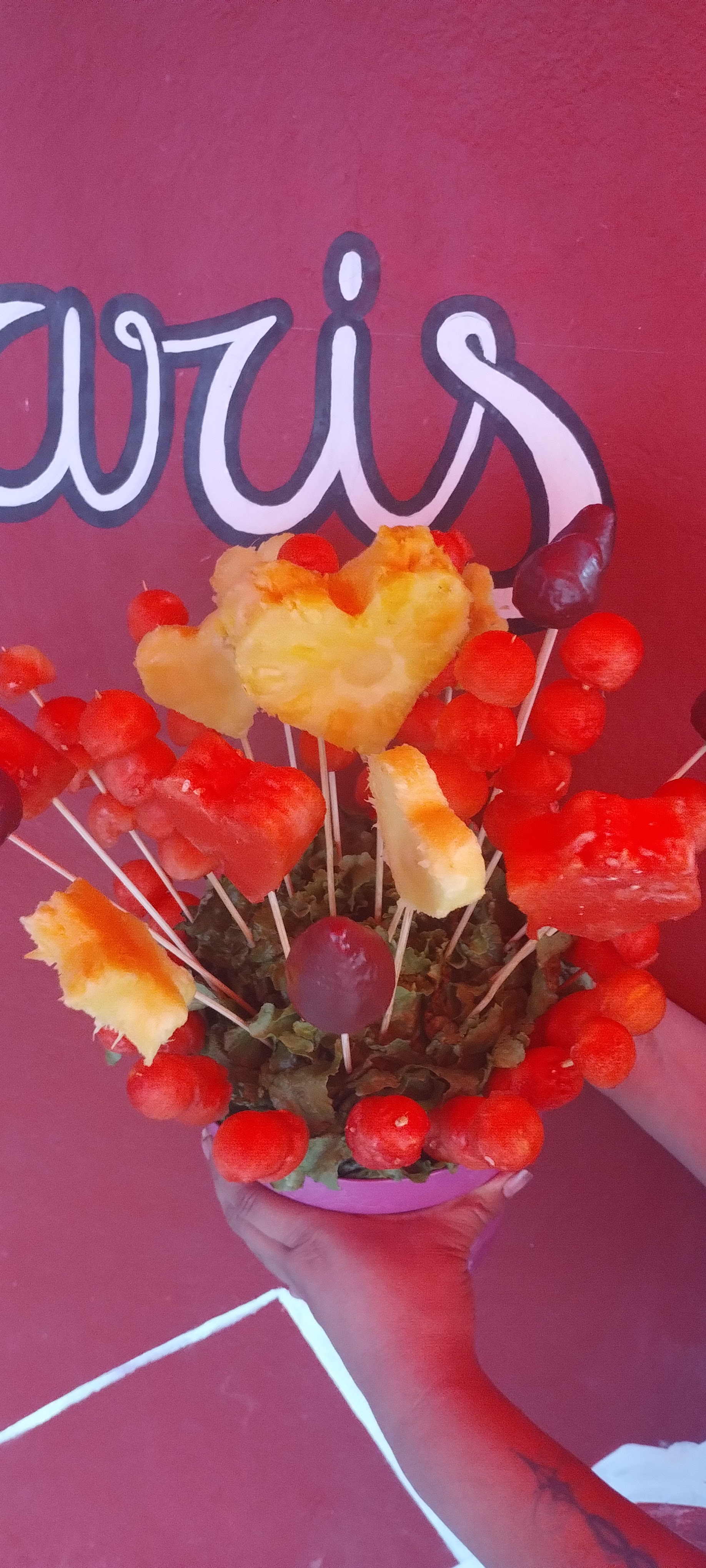 Botanas Paris loco image 8