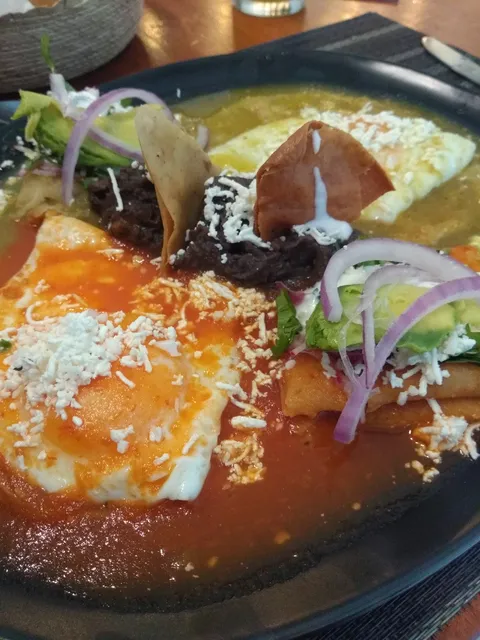 Tule Restaurante image 1