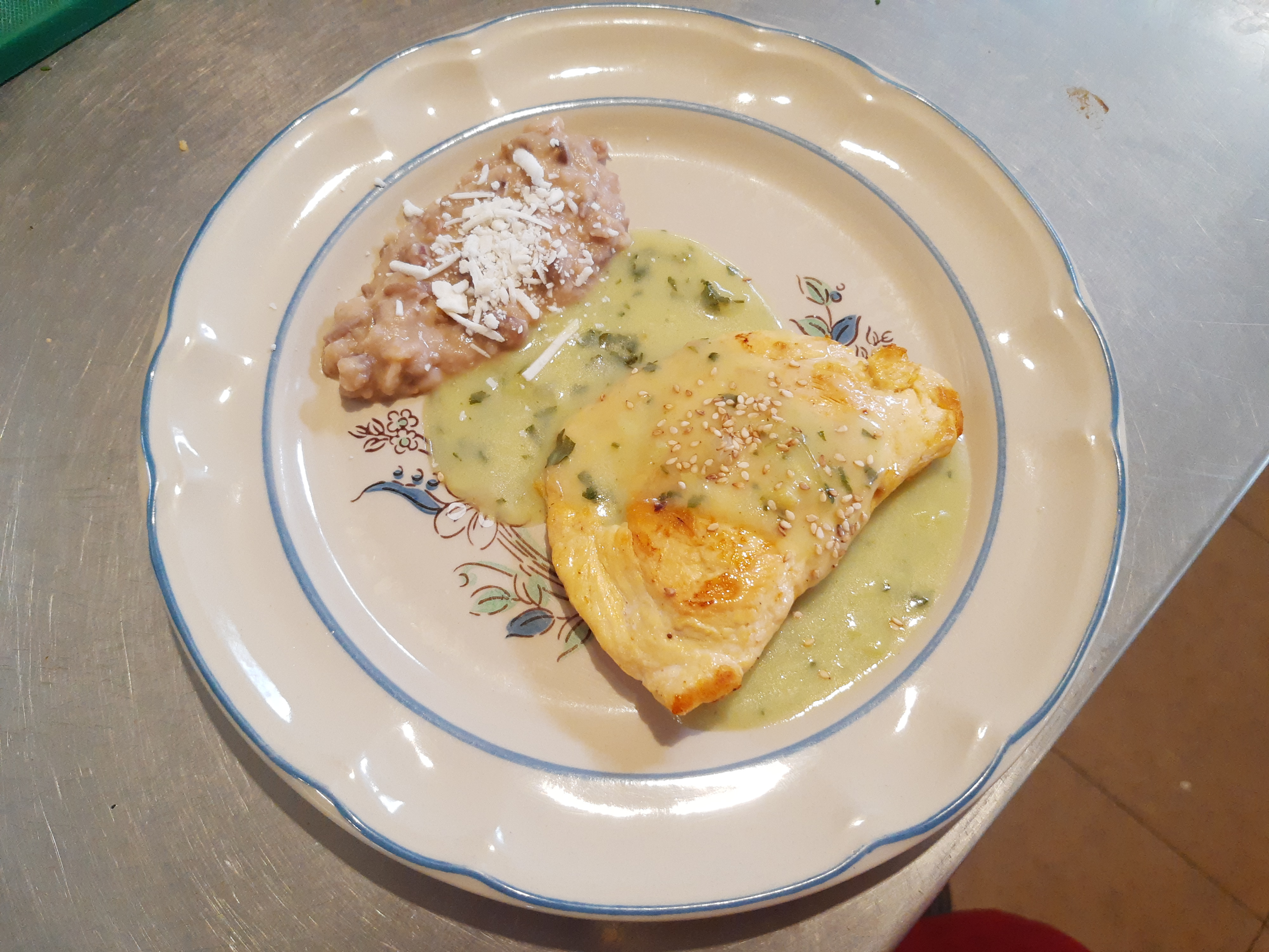 Las Pirámides image 10