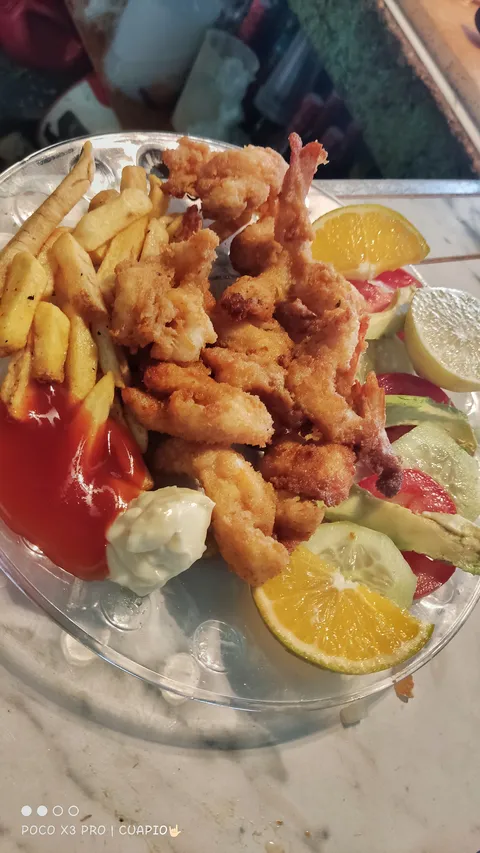 Mariscos “El pulpo loco” image 2