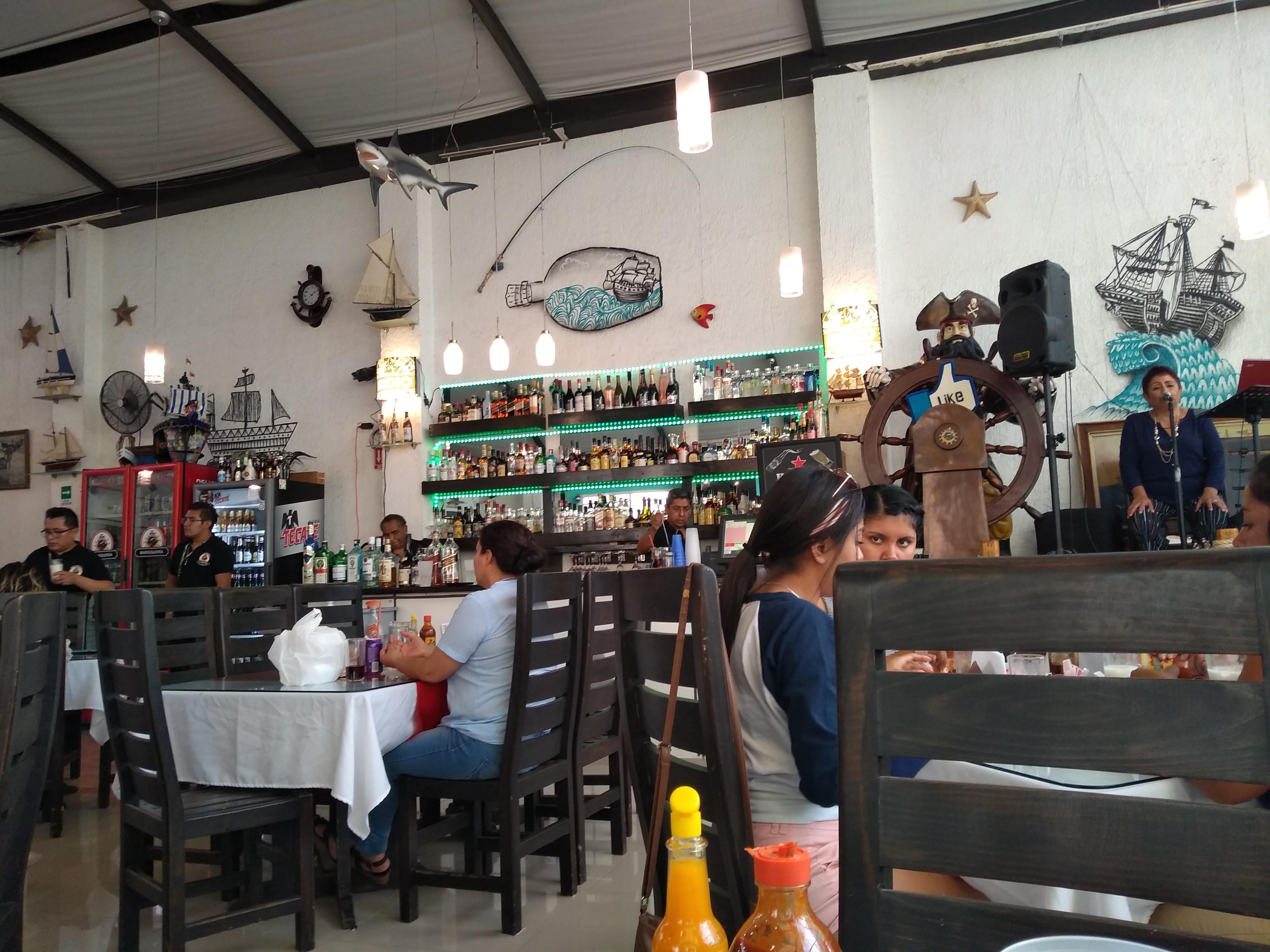 El Tiburón Marisqueria image 1