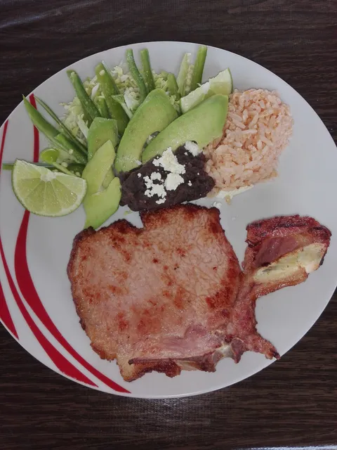 Comedor Tia Doris image 6