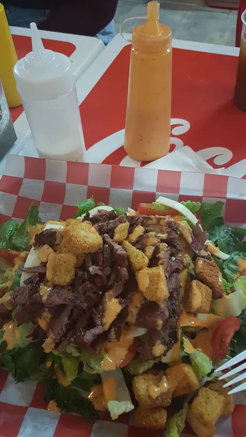 Mora Burger image 8