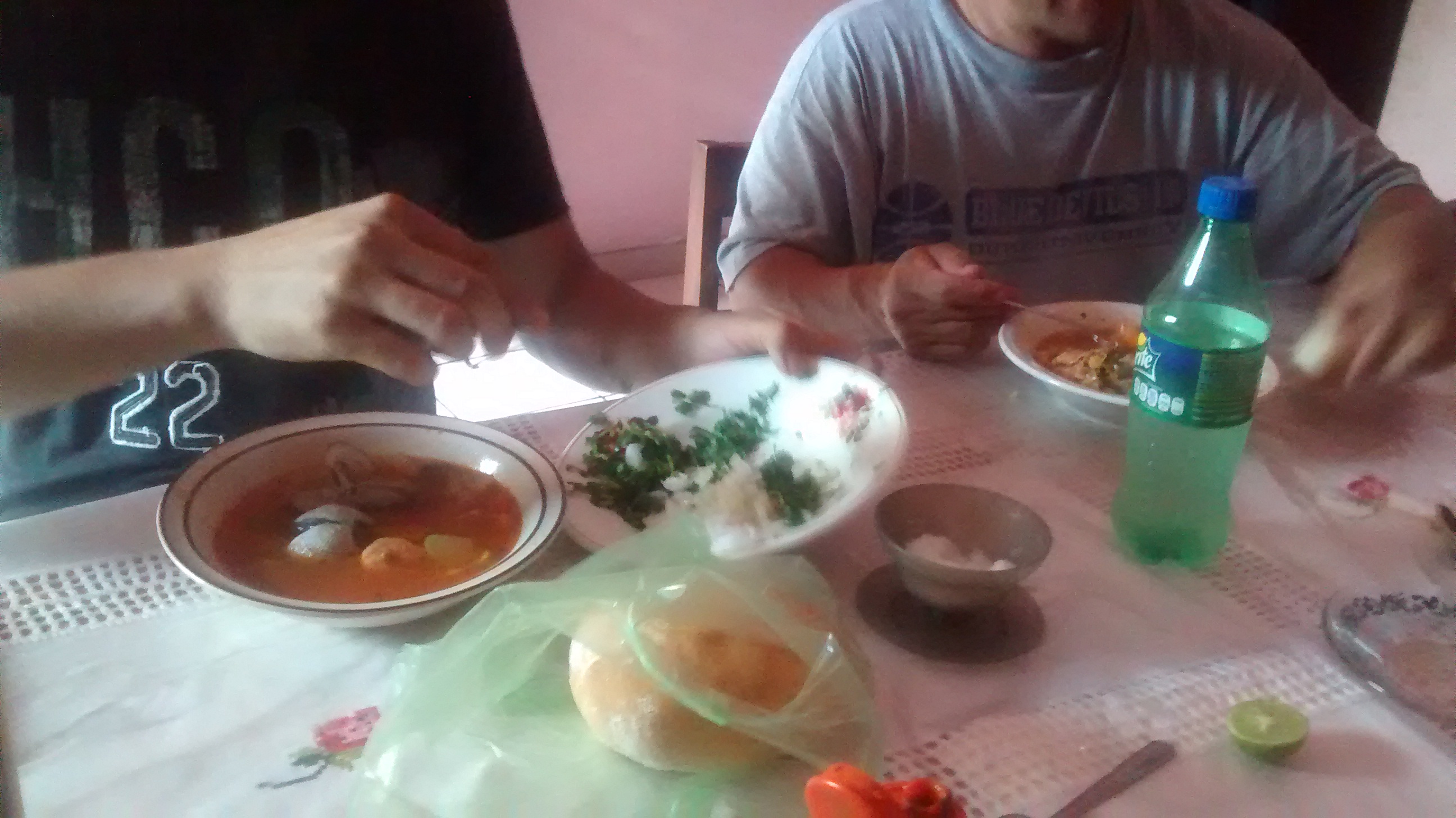 Mora Burger image 10