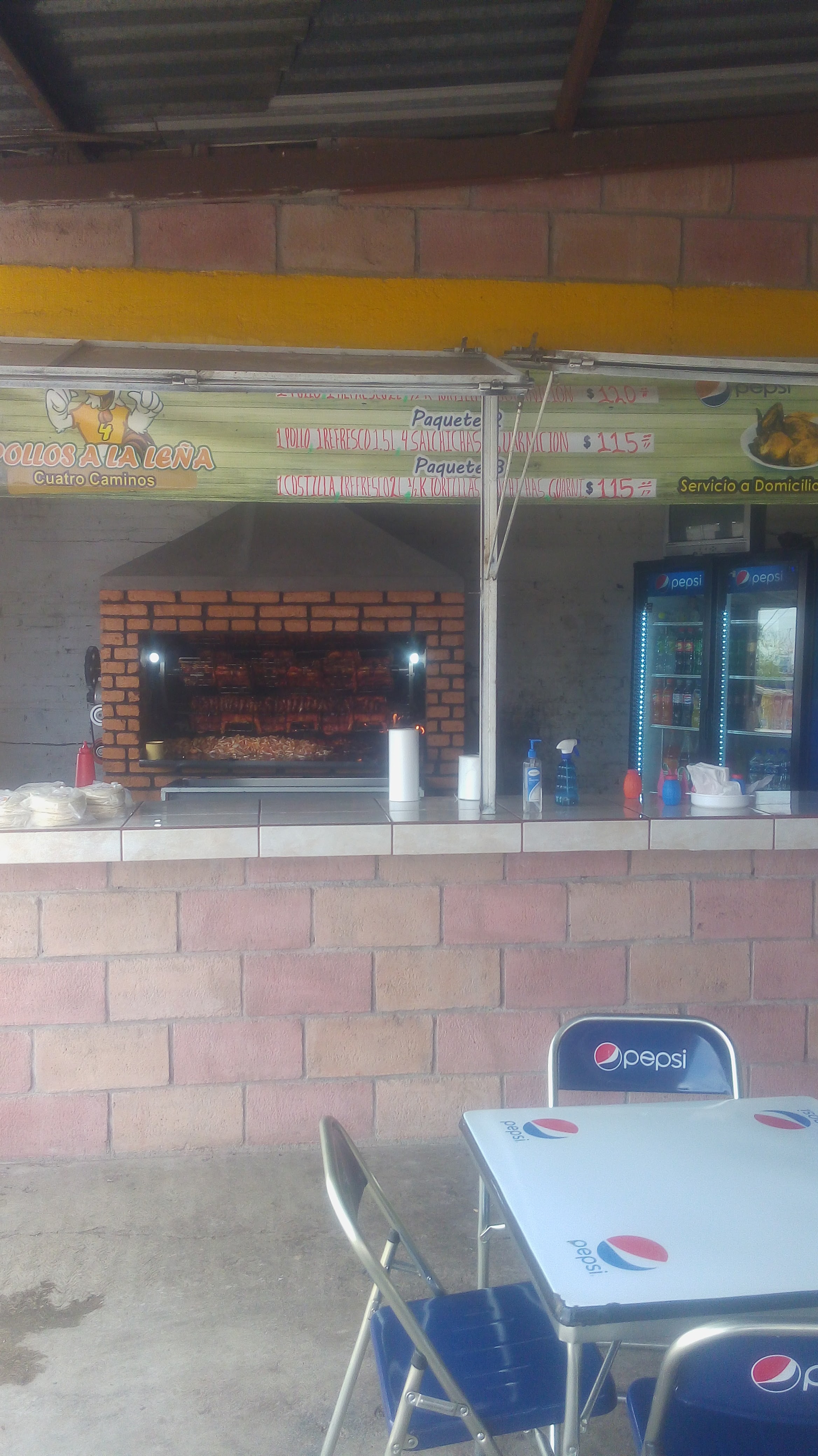 Pollos A La Leña 4 Caminos image 7
