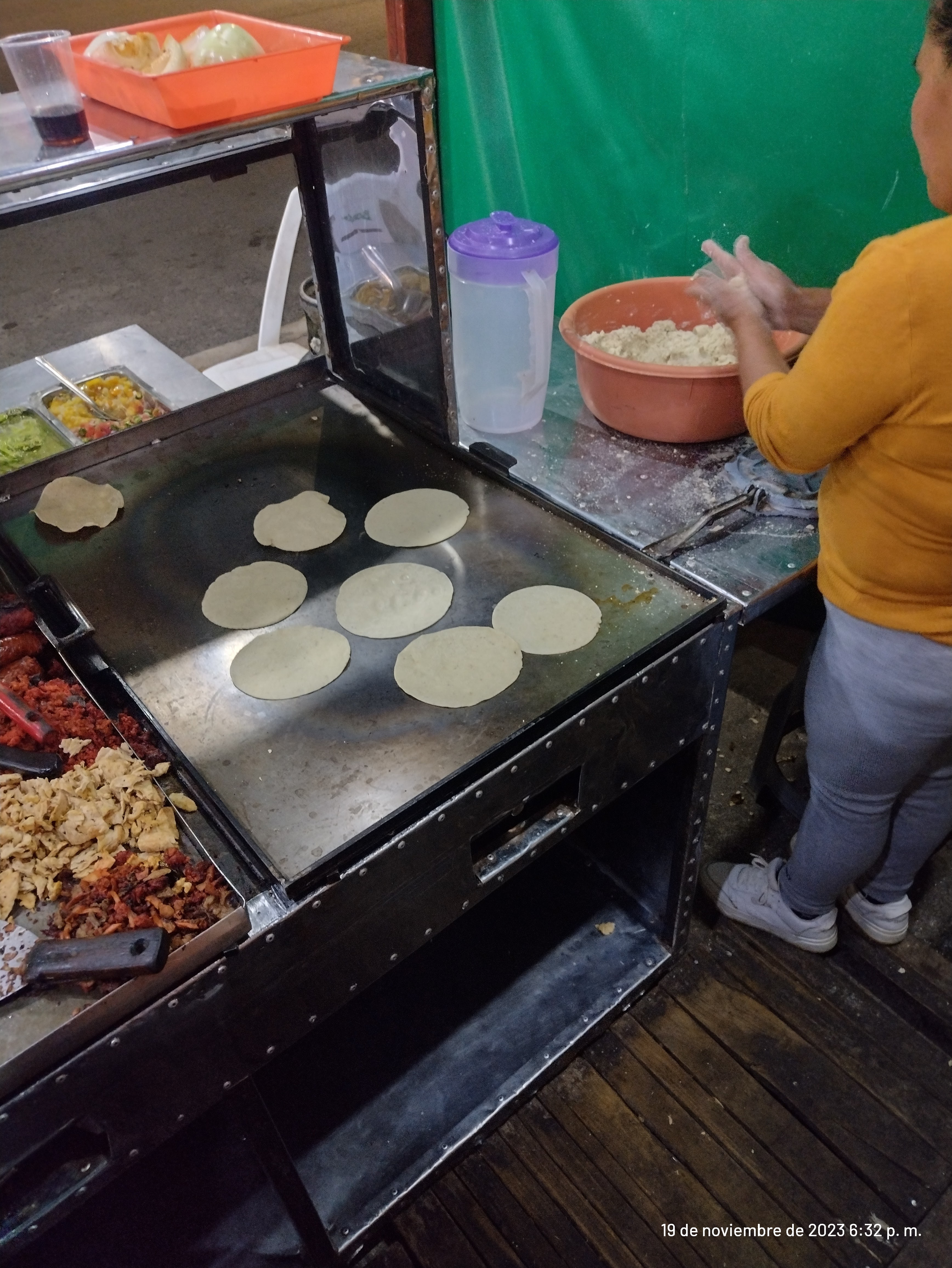 Taqueria El Paisa image 8