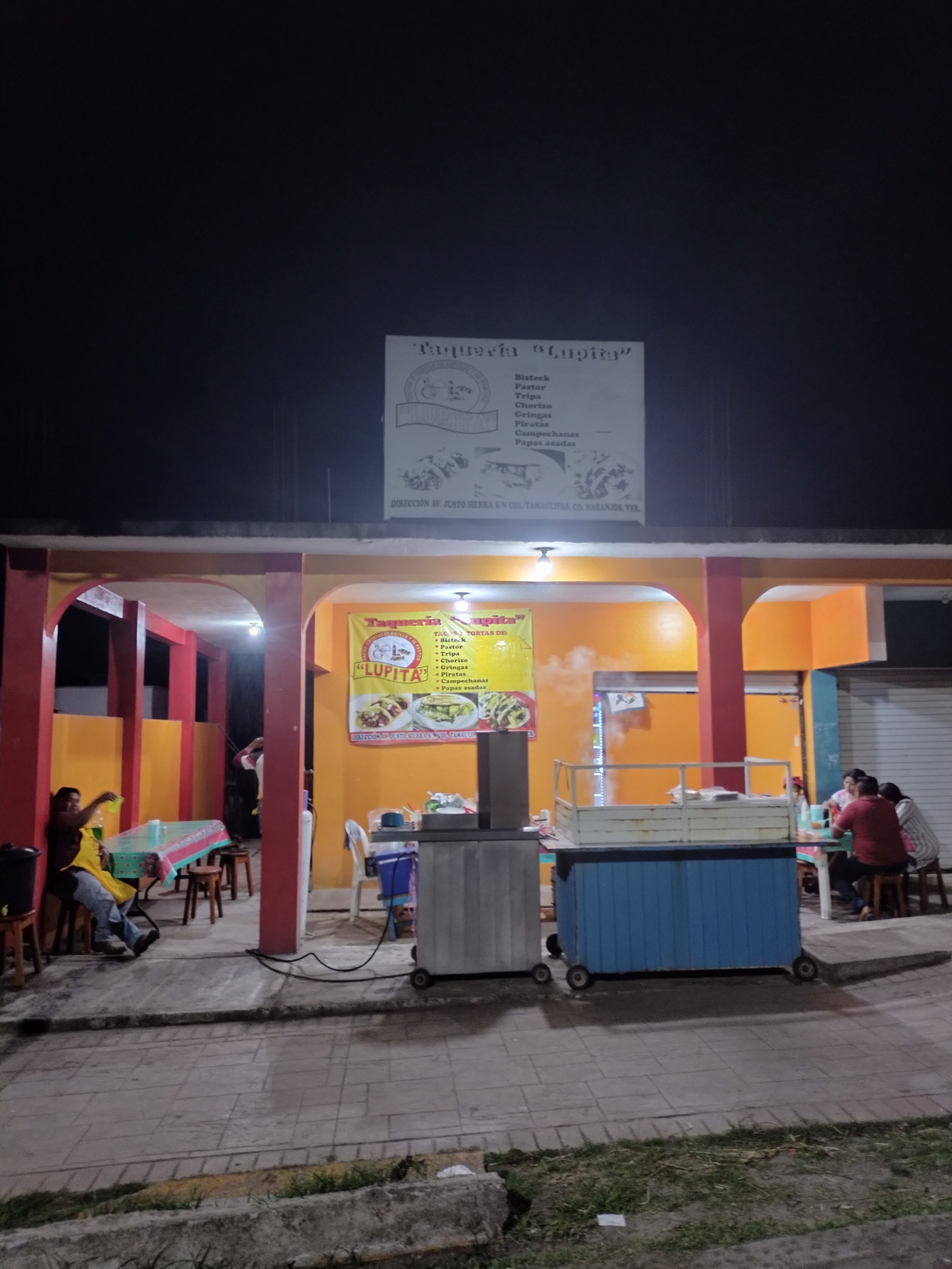 Taquería Lupita image 1