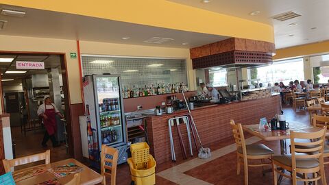 VIPS restaurante image 3
