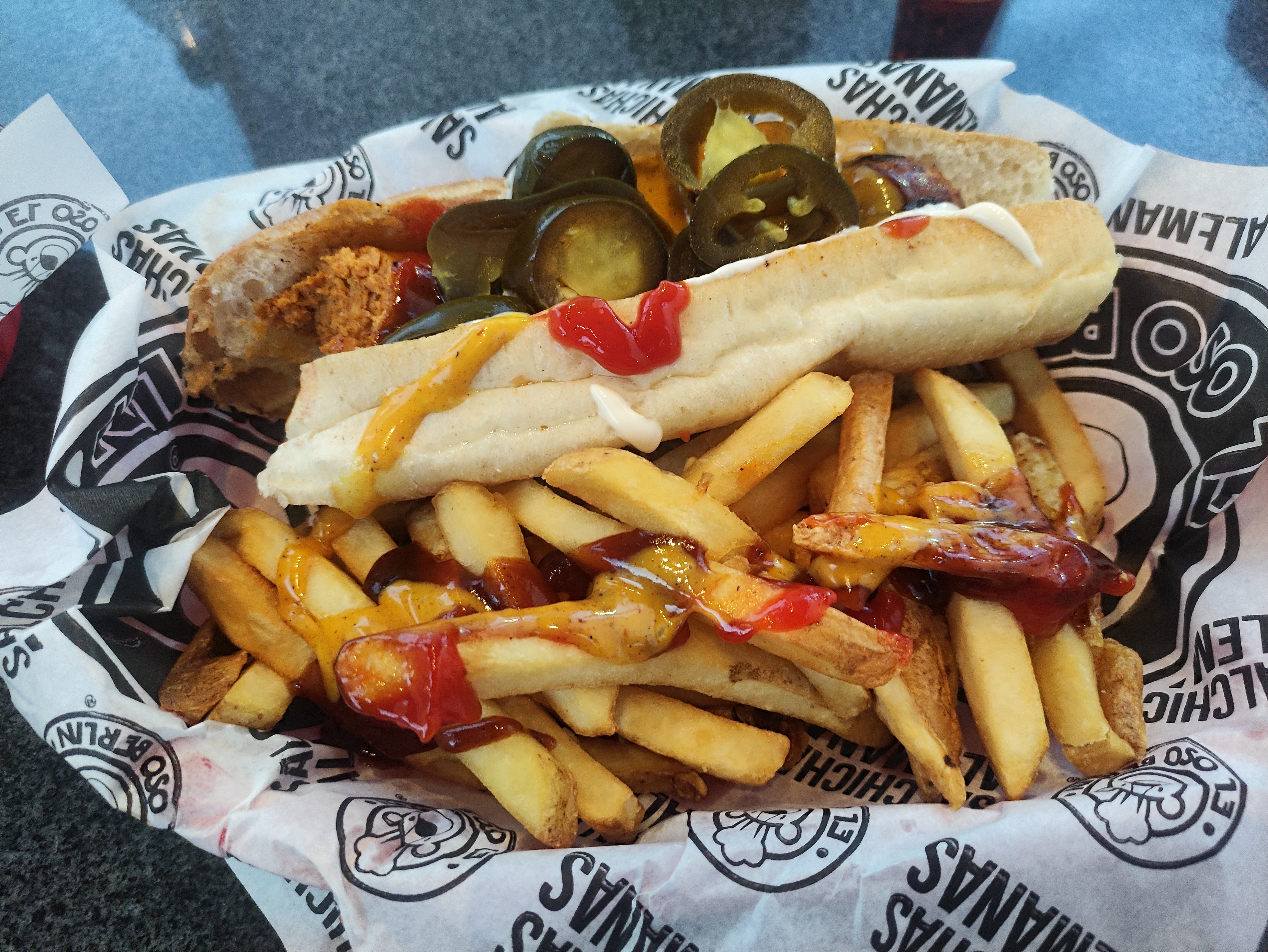 El Oso Berlin image 2