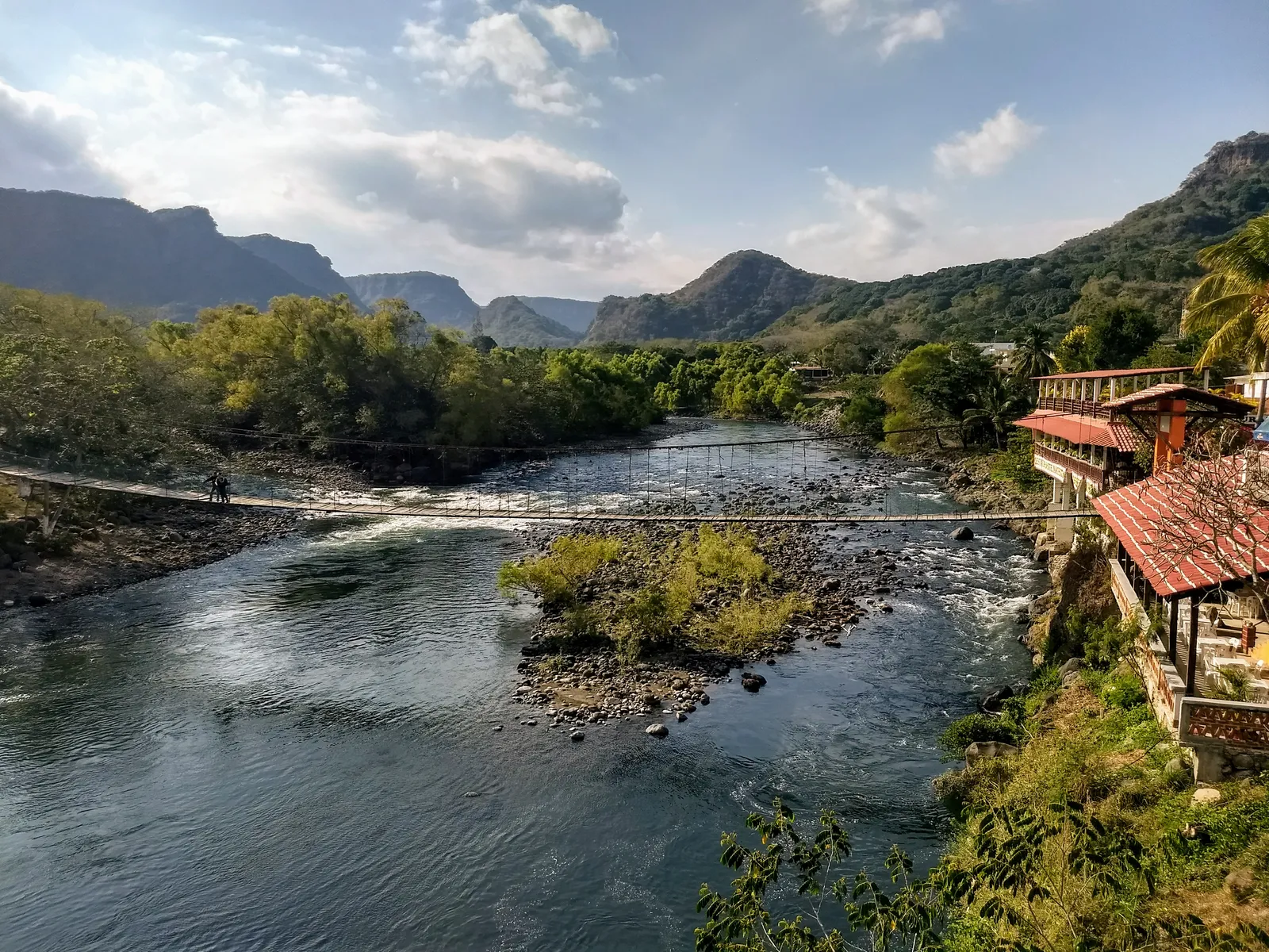 El Puente image 3