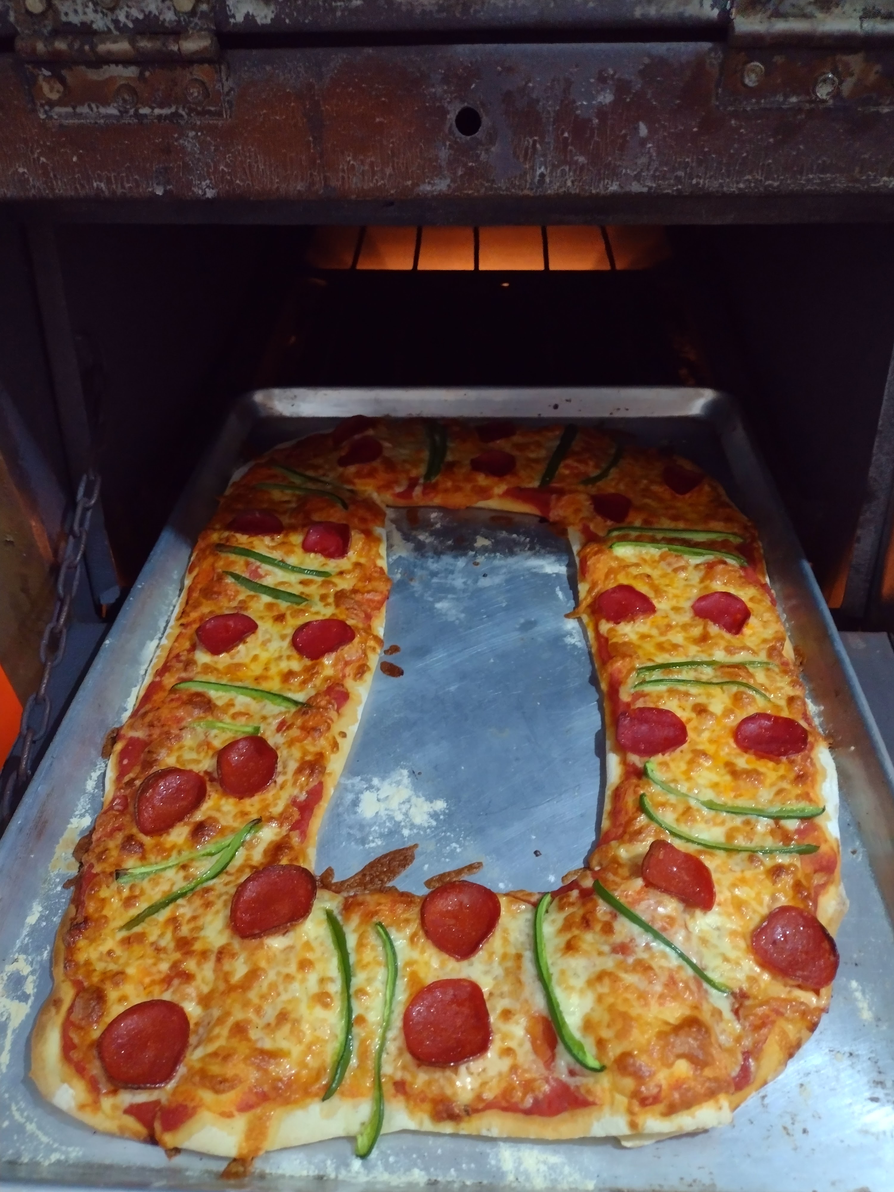 La Pizzeria Desde 2007 image 6