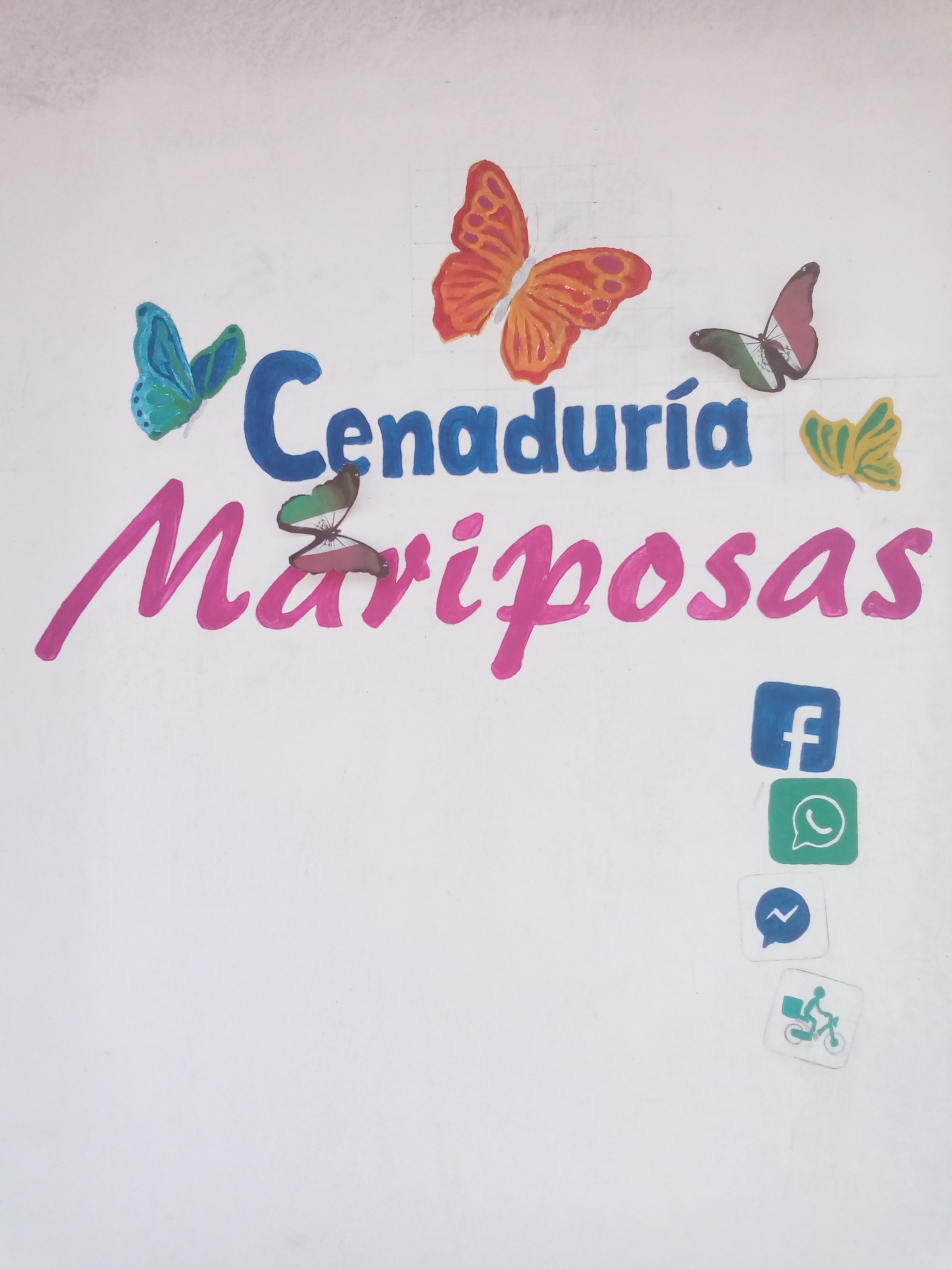 Cenaduria Mariposas image 2