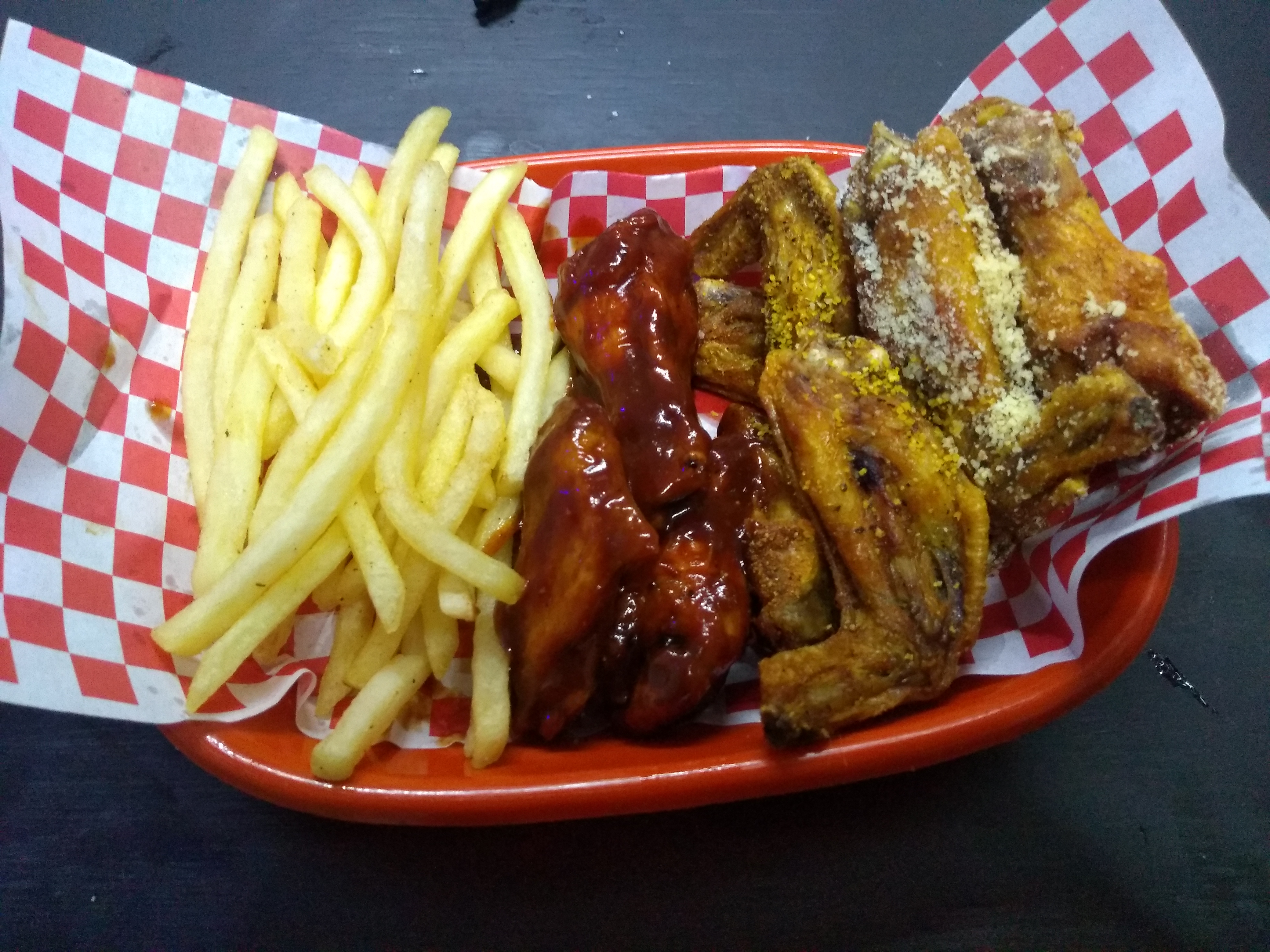 La chimiscolansa restaurant image 3