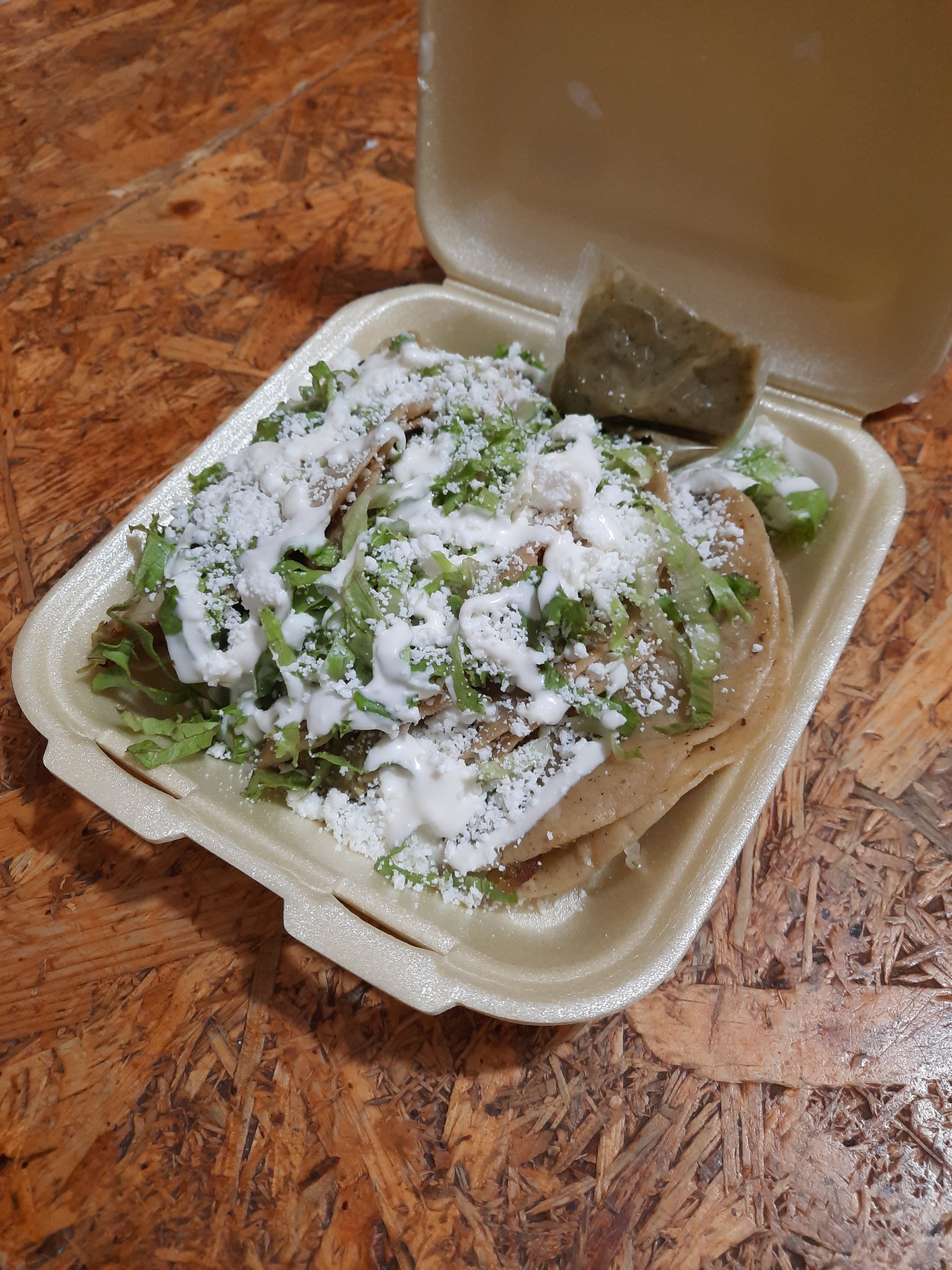 Gutis and Juanchis image 3