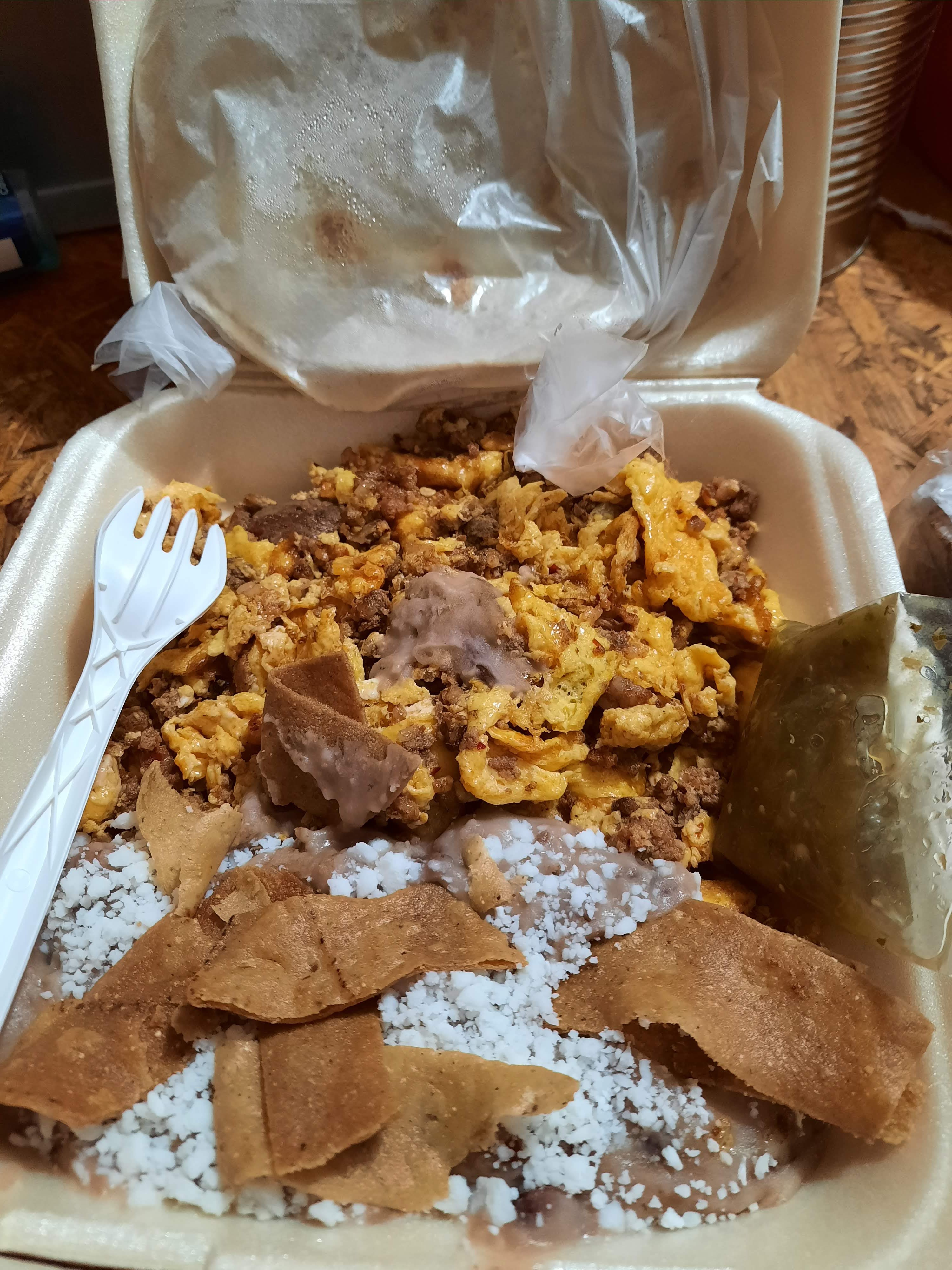 Gutis and Juanchis image 5