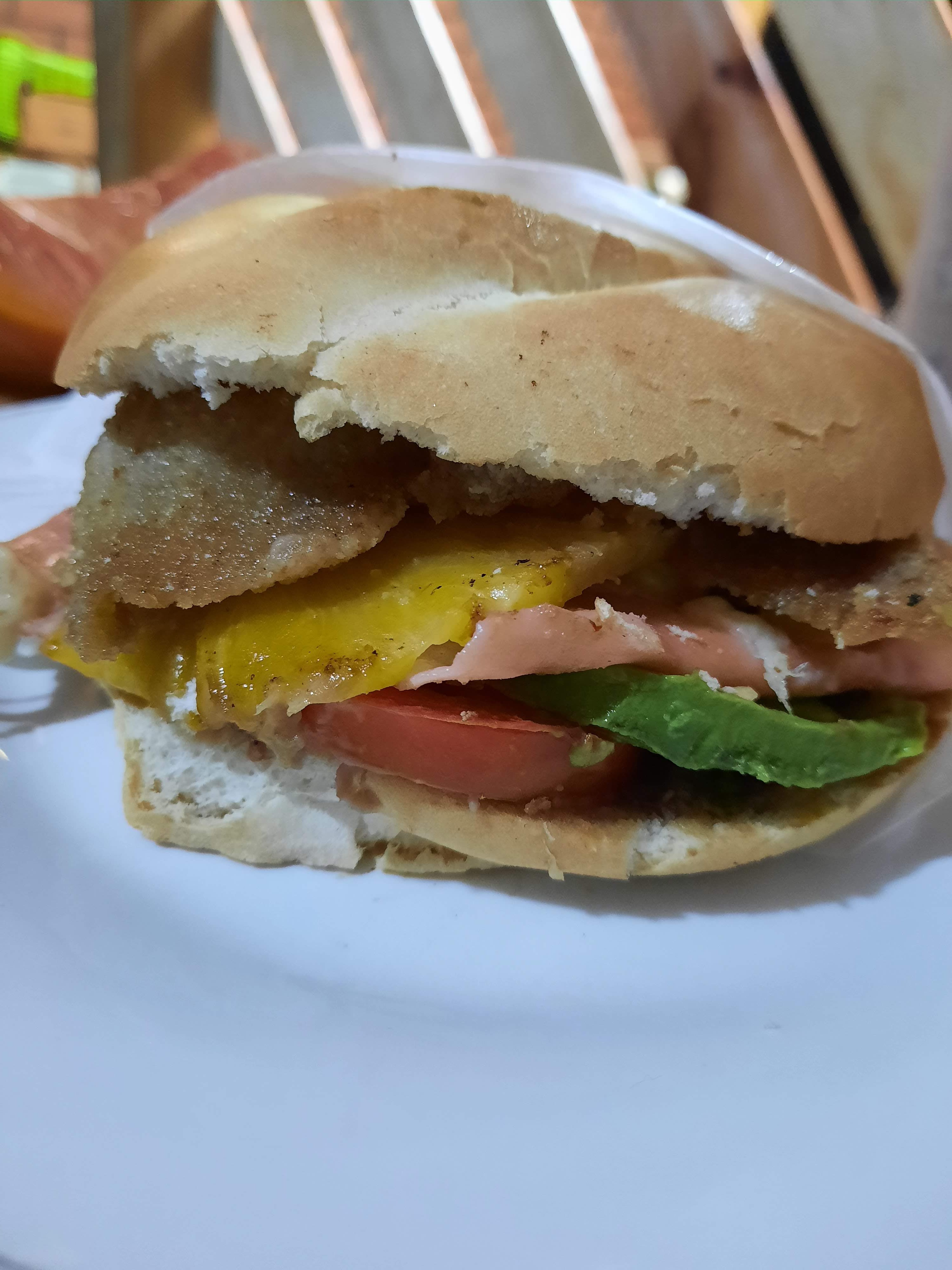 Gutis and Juanchis image 10