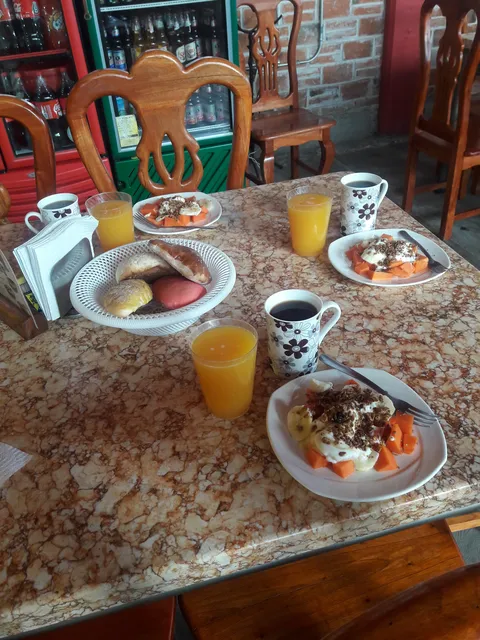 Pollos Nely image 5
