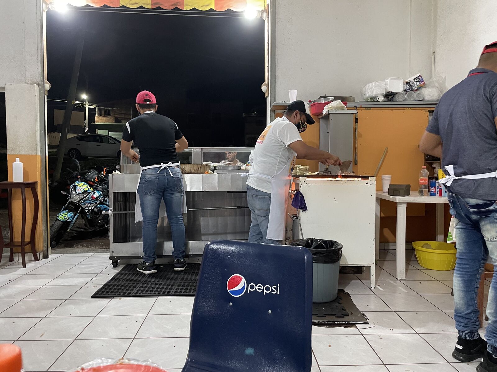 Tacos el Güero image 7
