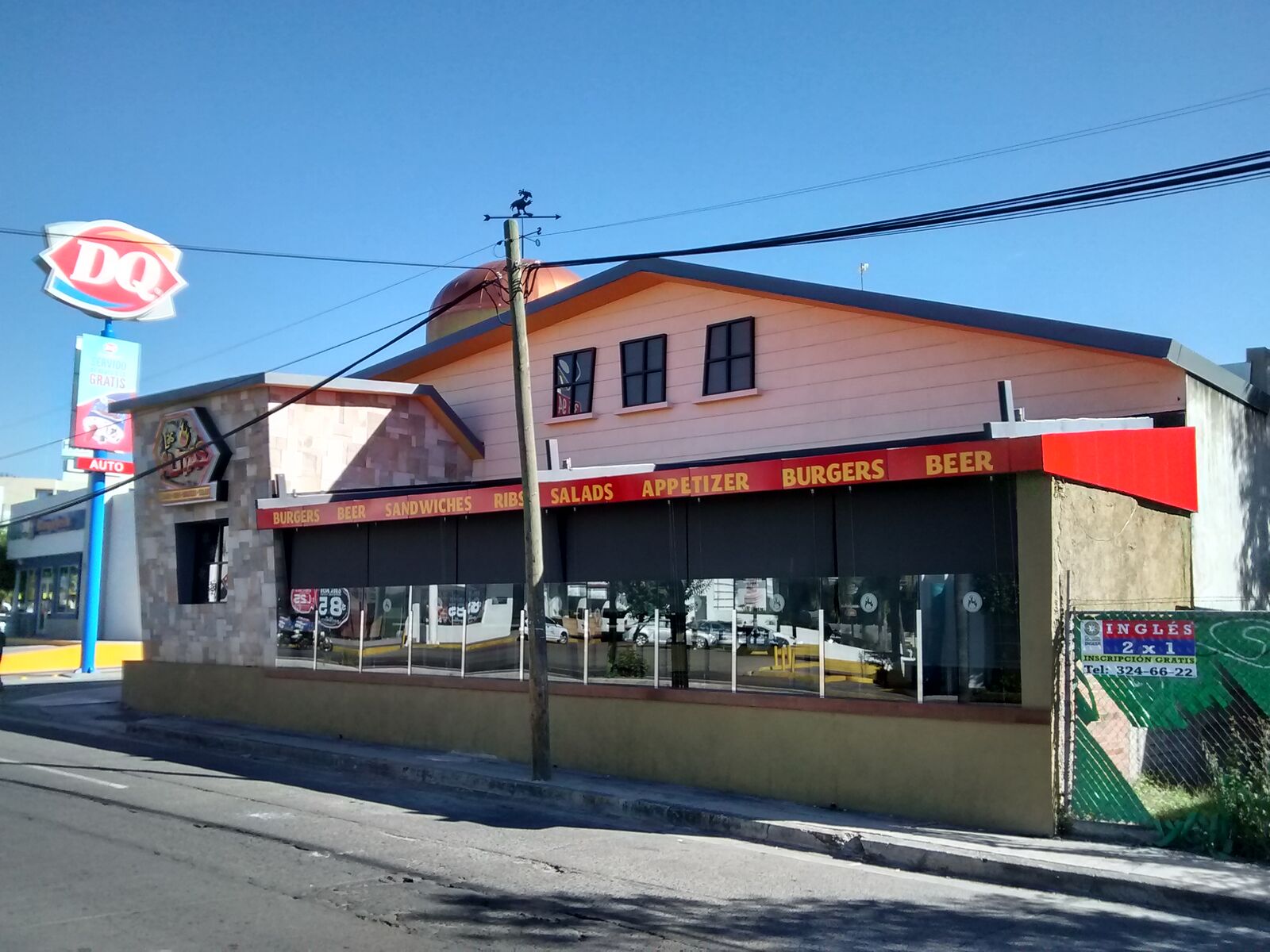Las Alitas image 1