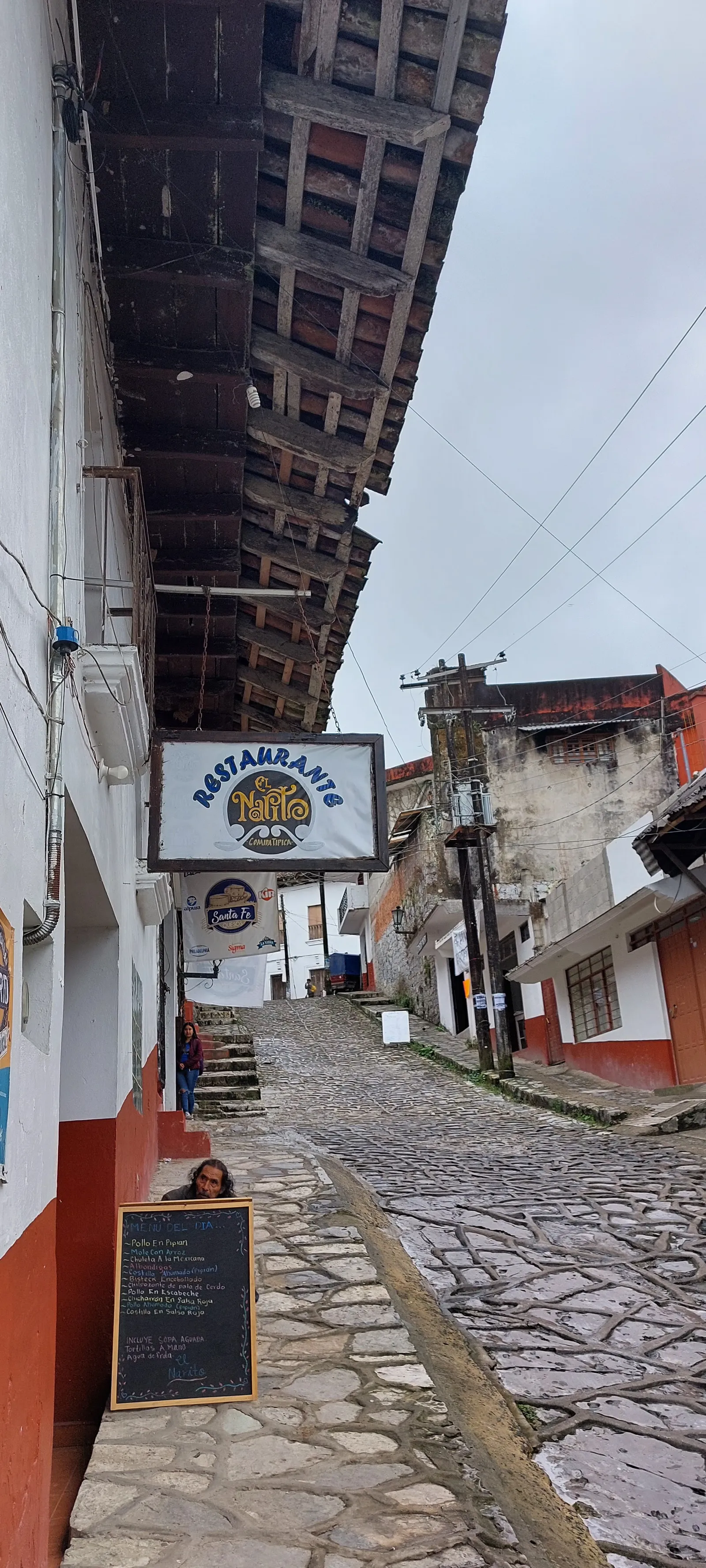 El Narito image 2