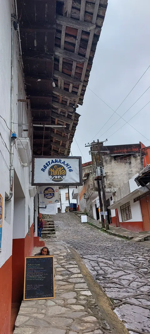 El Narito image 2