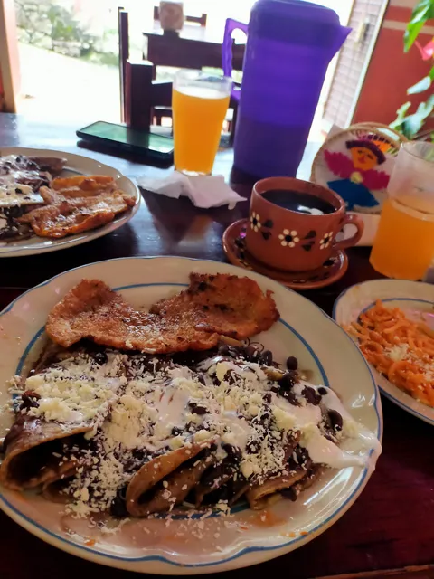 El Narito image 5