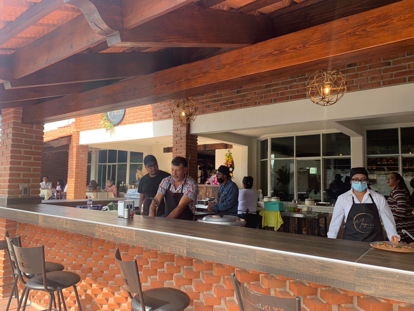 Magni's Restaurant image 3