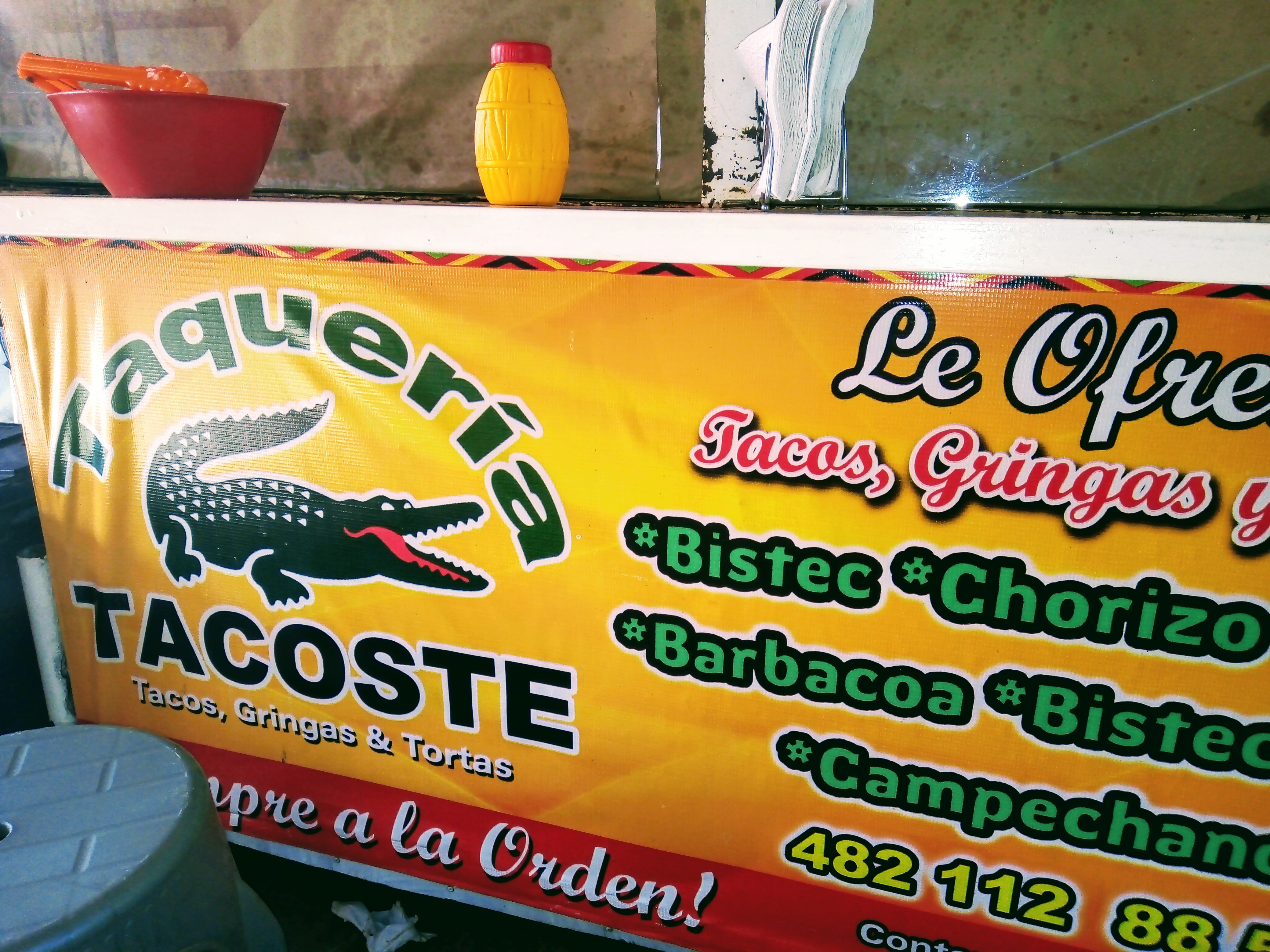 Taqueria TACOSTE siempre ala orden image 7