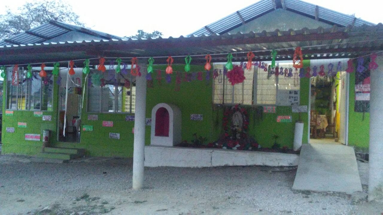 Restaurante De Carnes Y Mariscos "La Guera" image 5