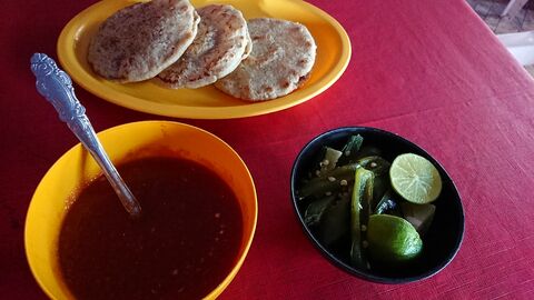 Gorditas Las Vías image 8