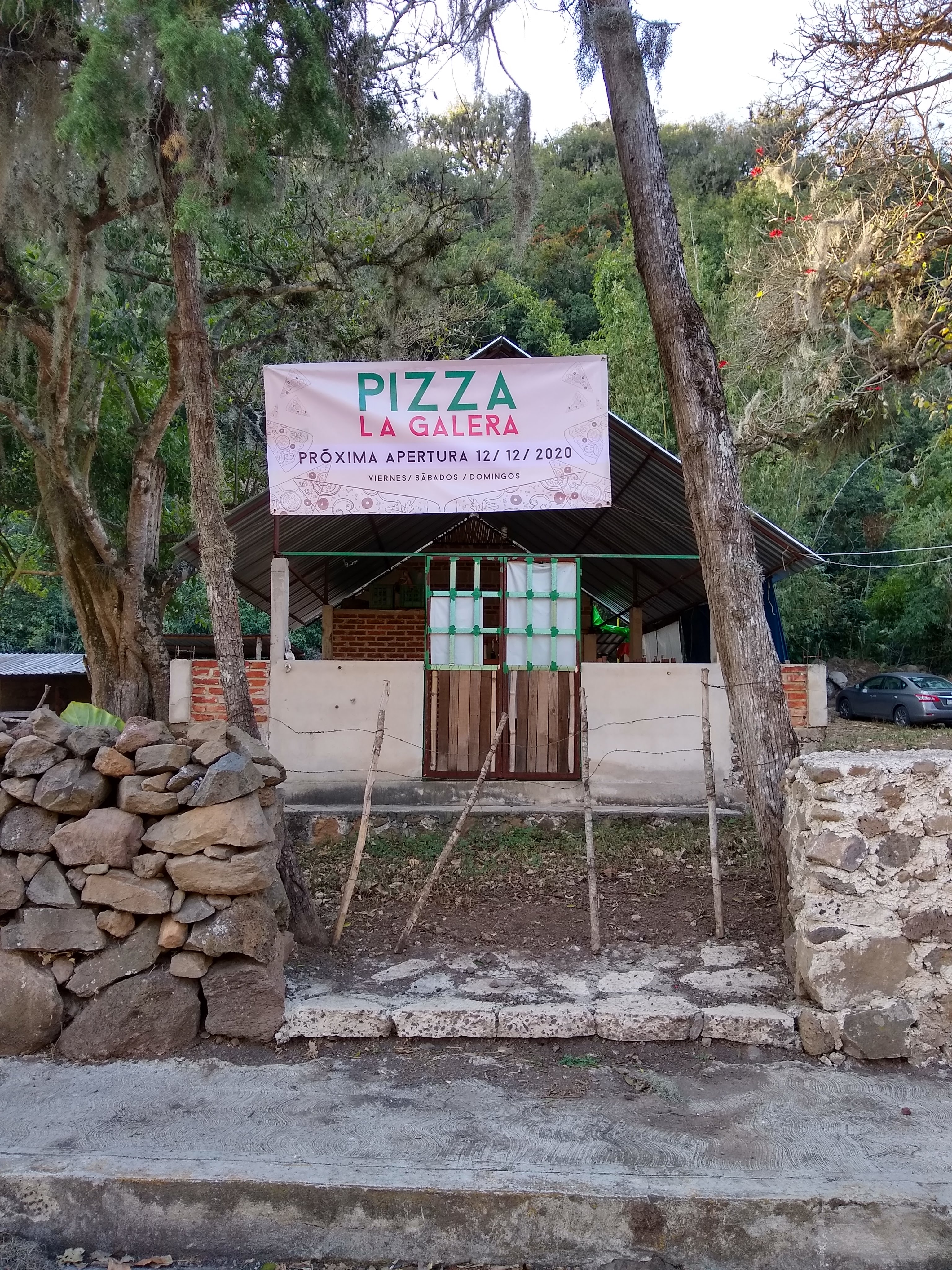 Pizzería La Galera image 7