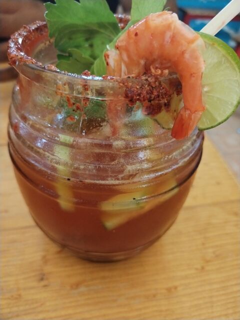 Mariscos Mendoza image 2