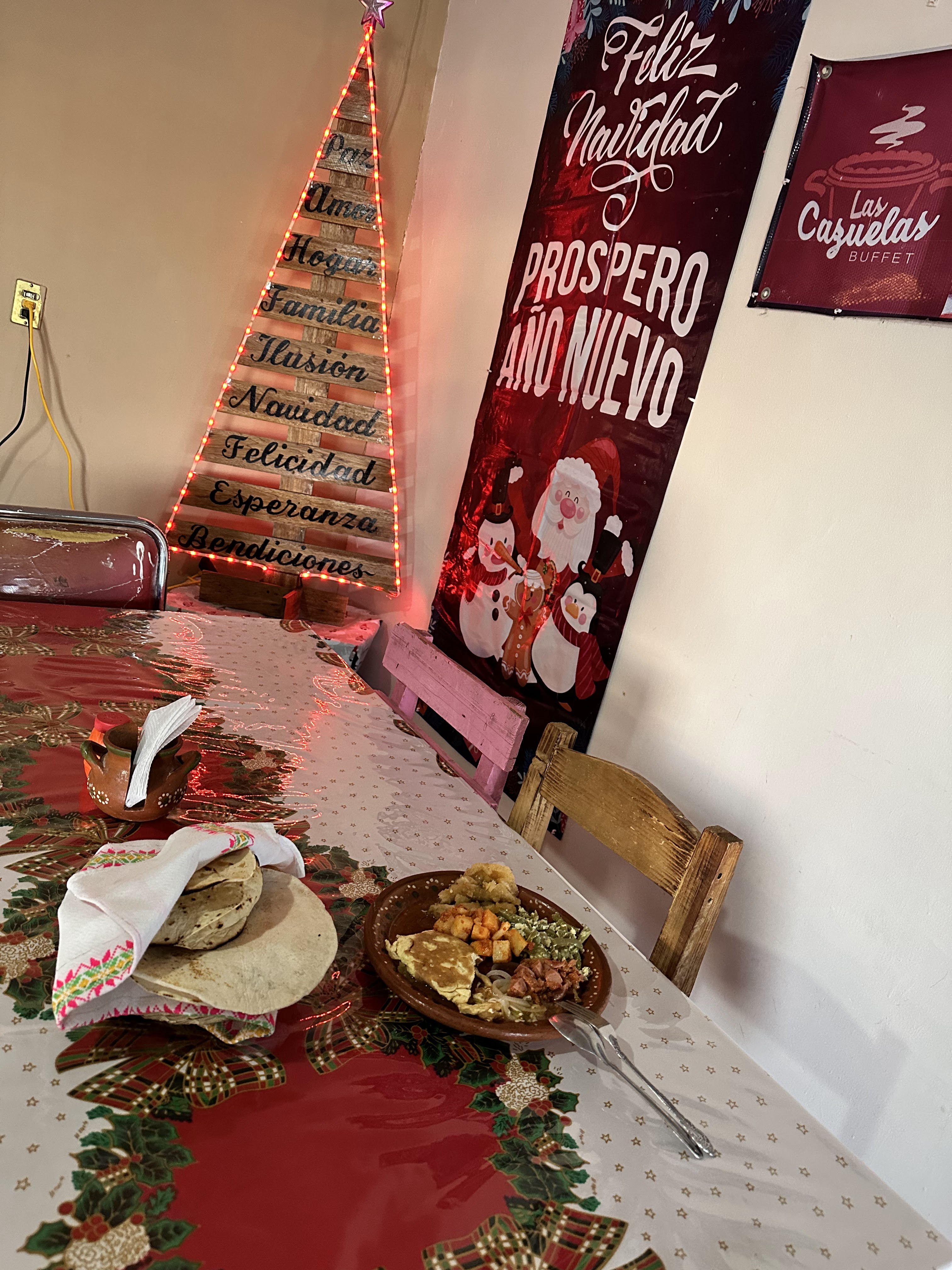 Desayuno Bufett Las Cazuelas image 7