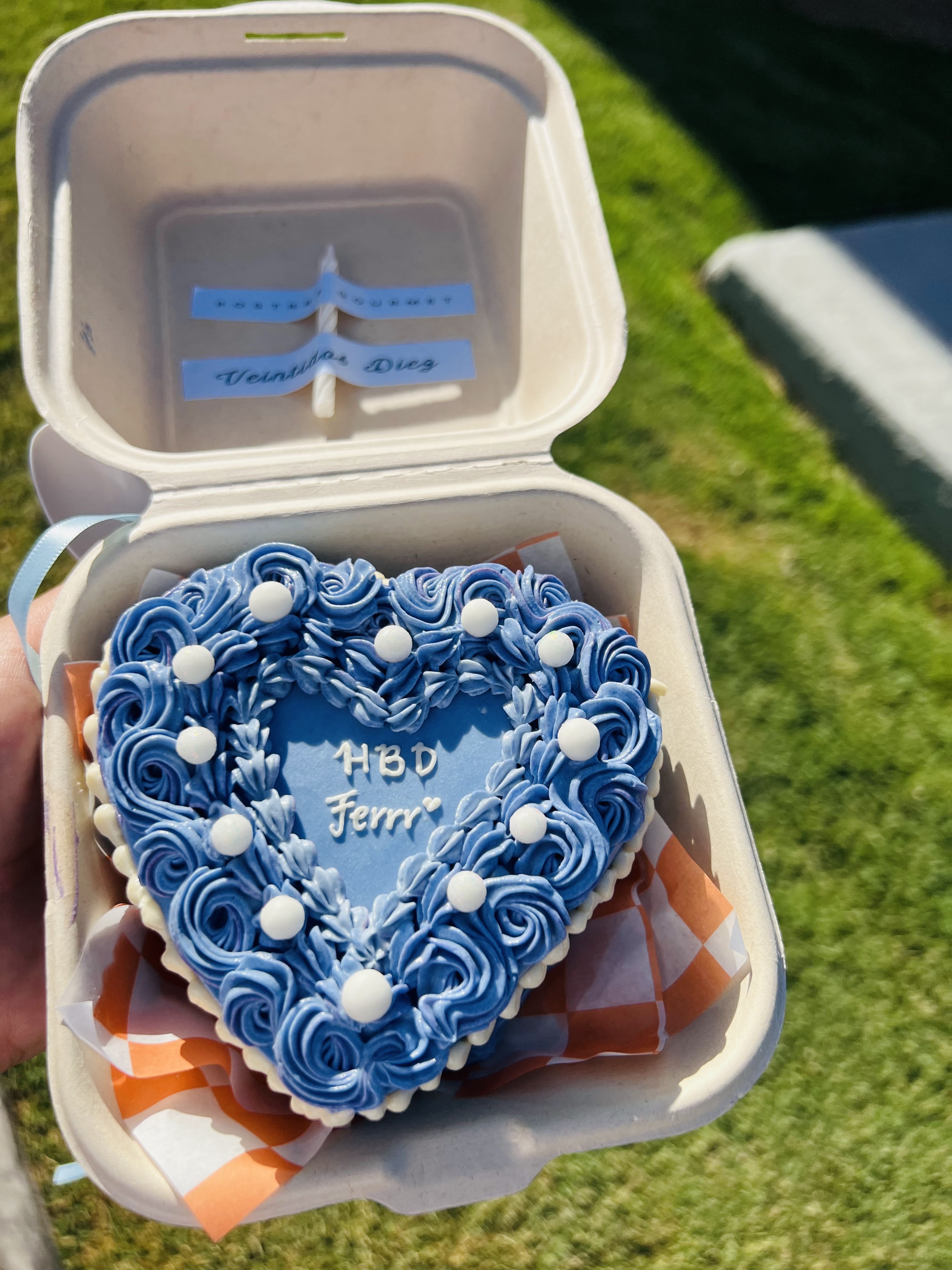 VEINTIDÓS DIEZ image 3