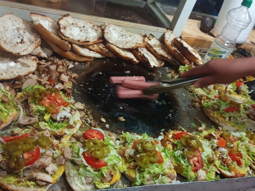 hamburguesas Estilo Santtos image 9