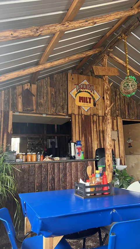 Taquería Mily image 1