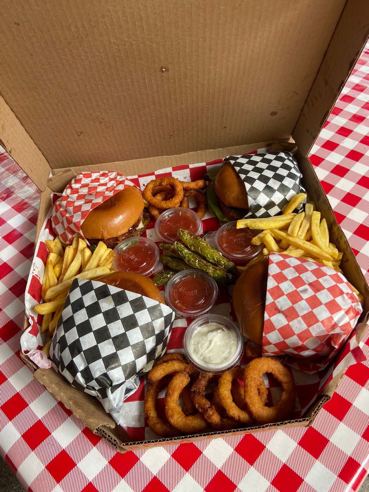 Enanno's Pizza image 8