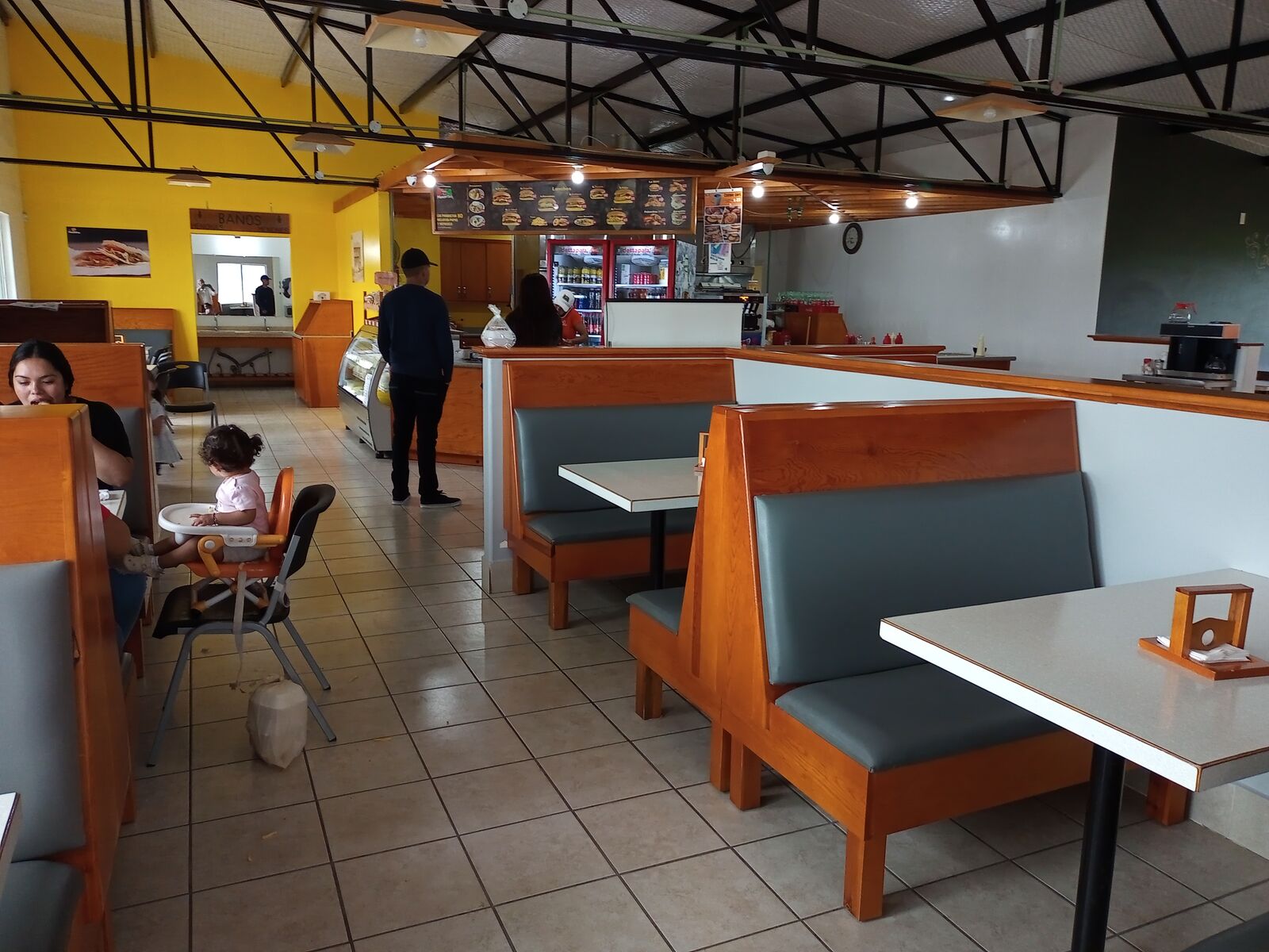 Loncheria "Los Menonitas" image 5