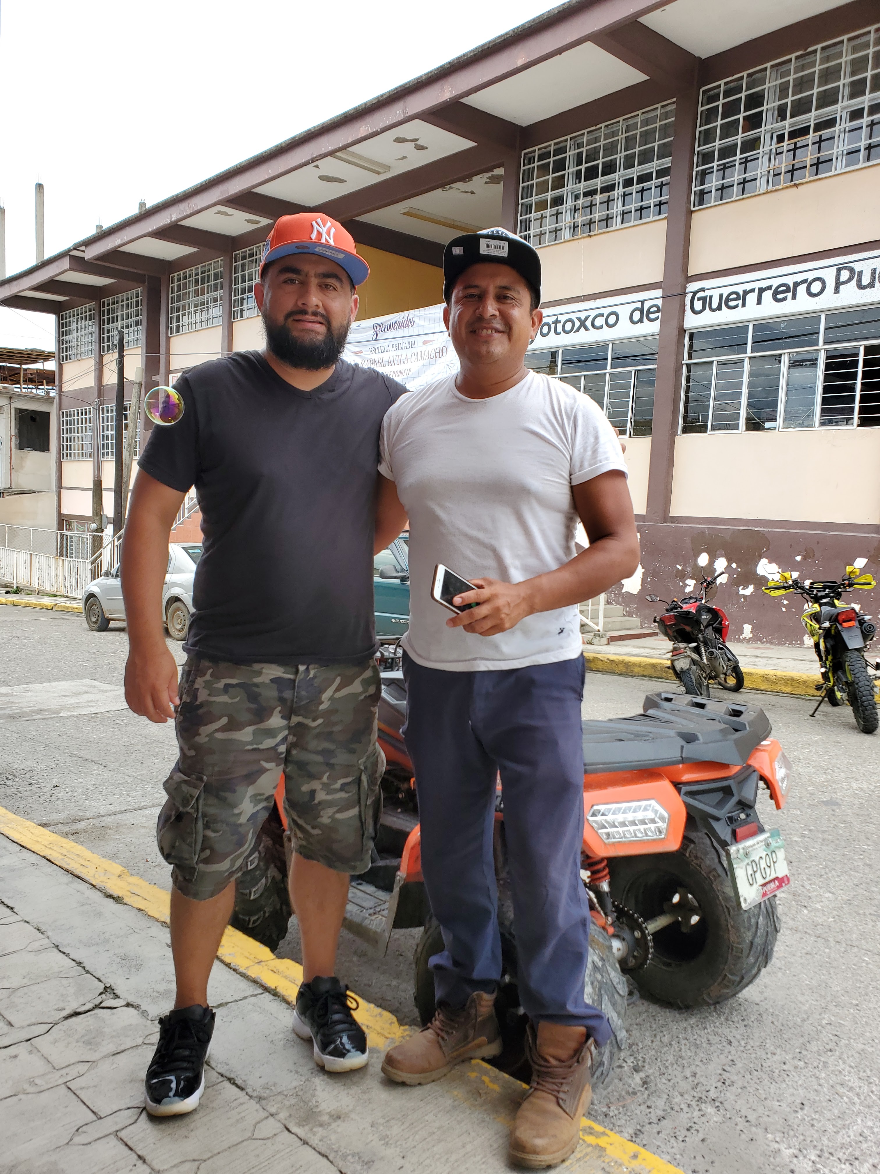 Ayo Tacos Mari. image 4