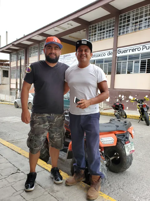 Ayo Tacos Mari. image 4