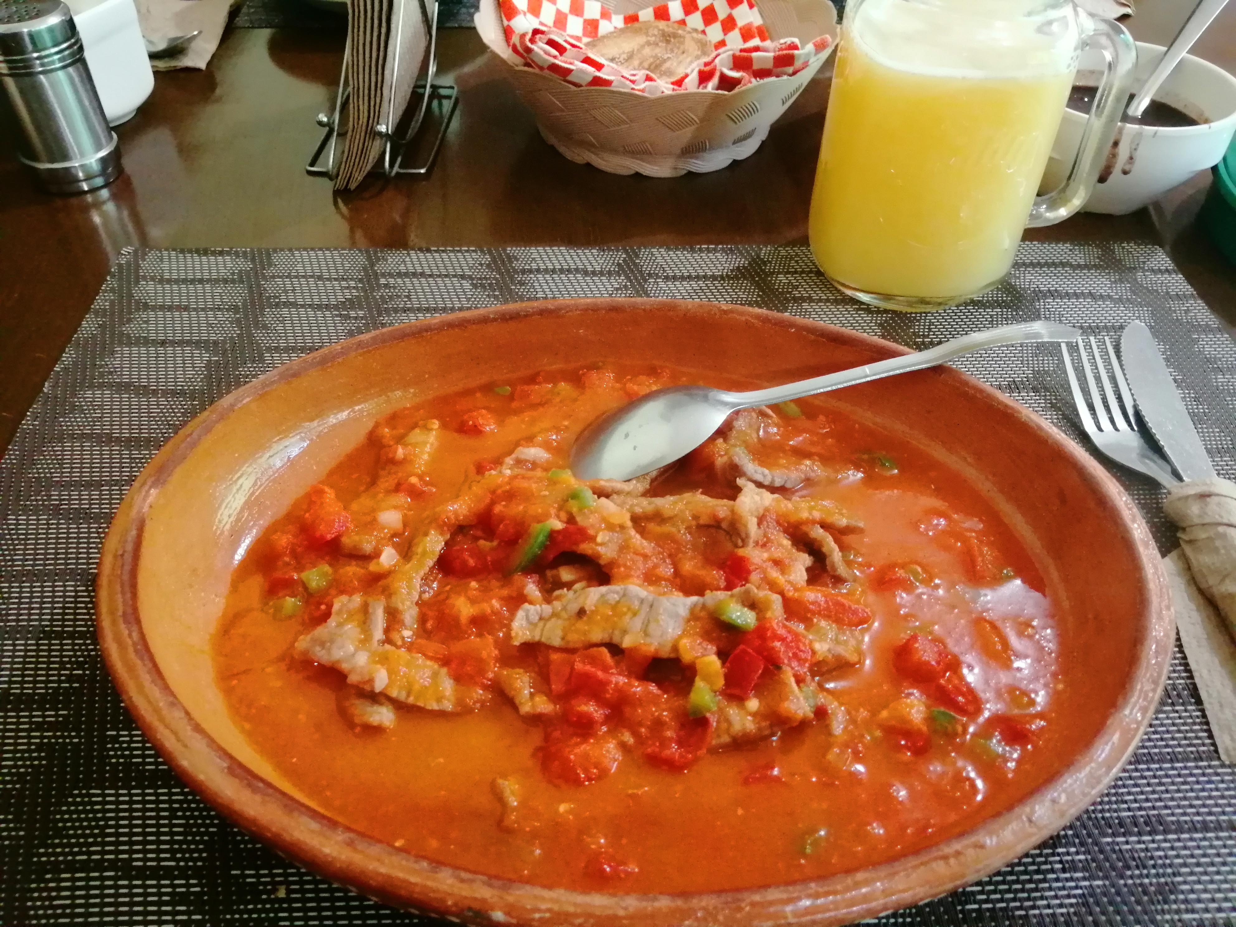 "La Avenida" Almuerzos Tehuacán image 10