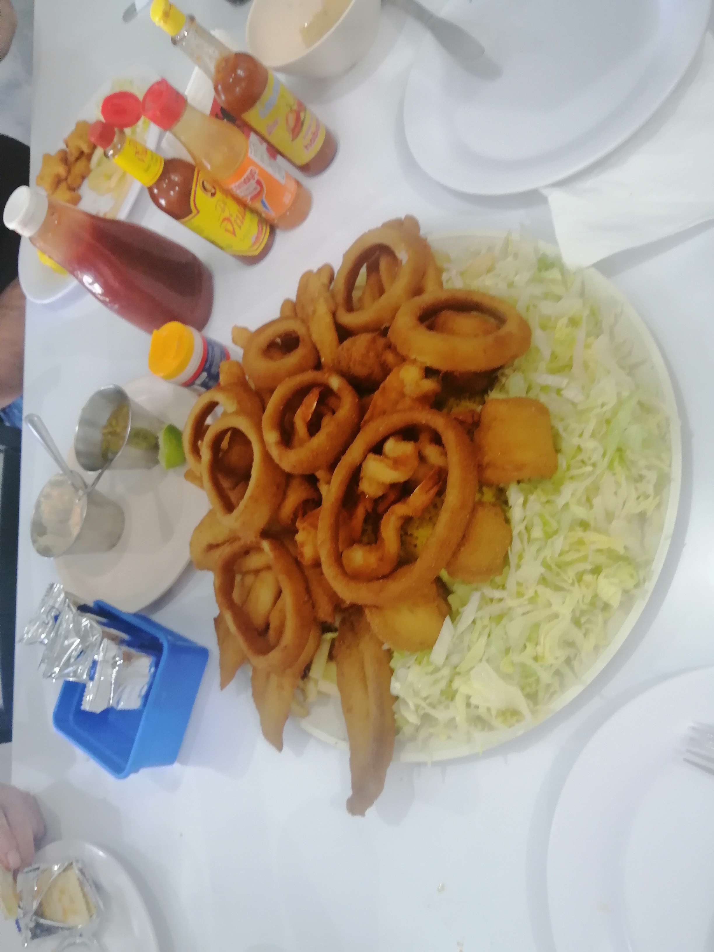 Mariscos "El Puerto" image 7