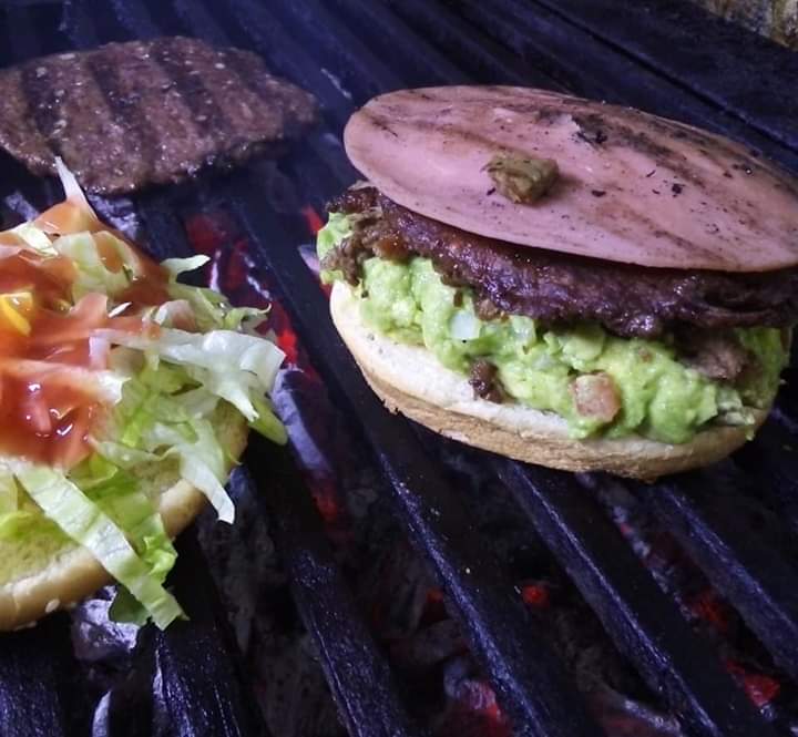 Burger House SR image 6